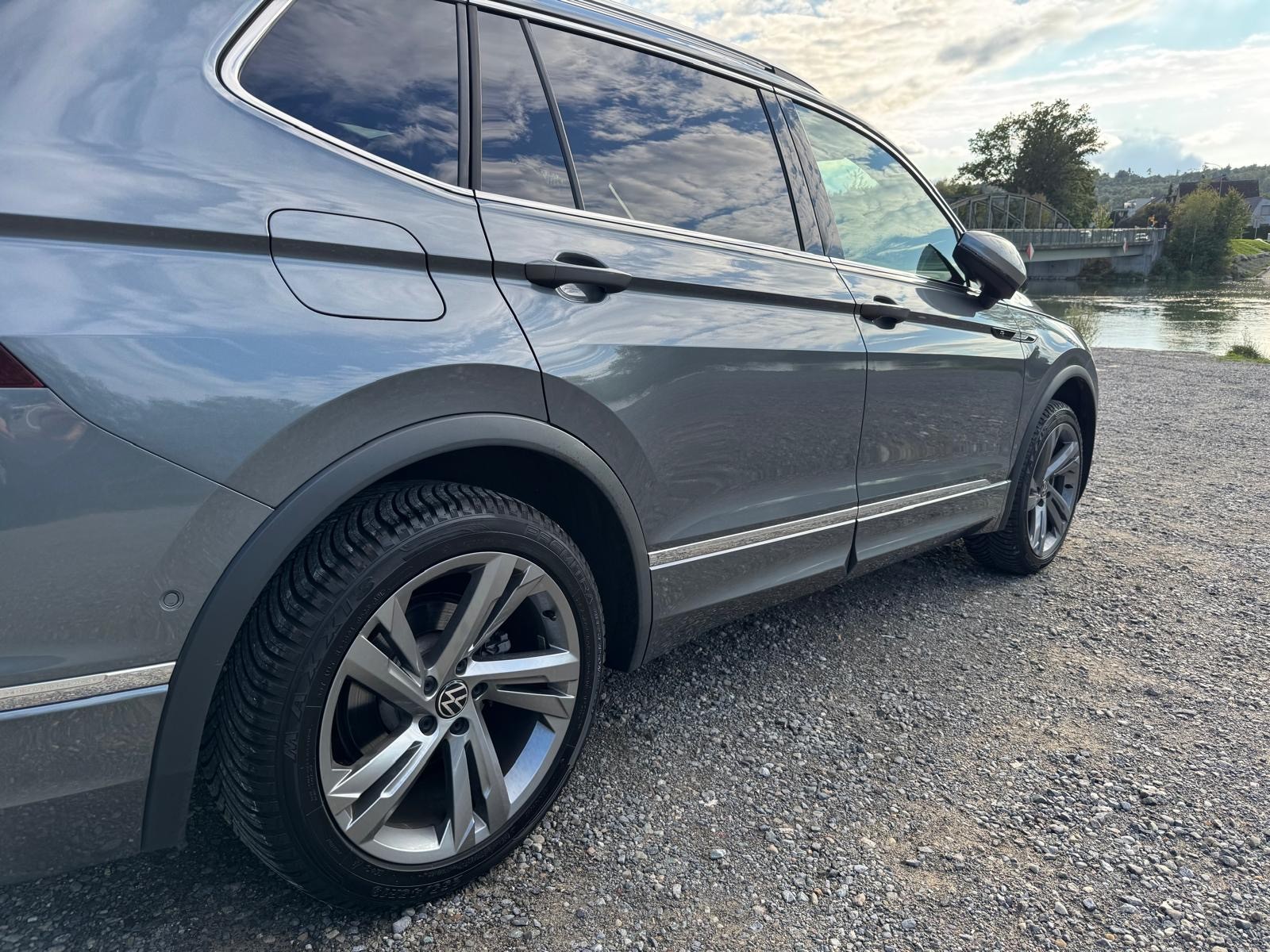 VW Allsp 2.0 R-Line4M-image-4