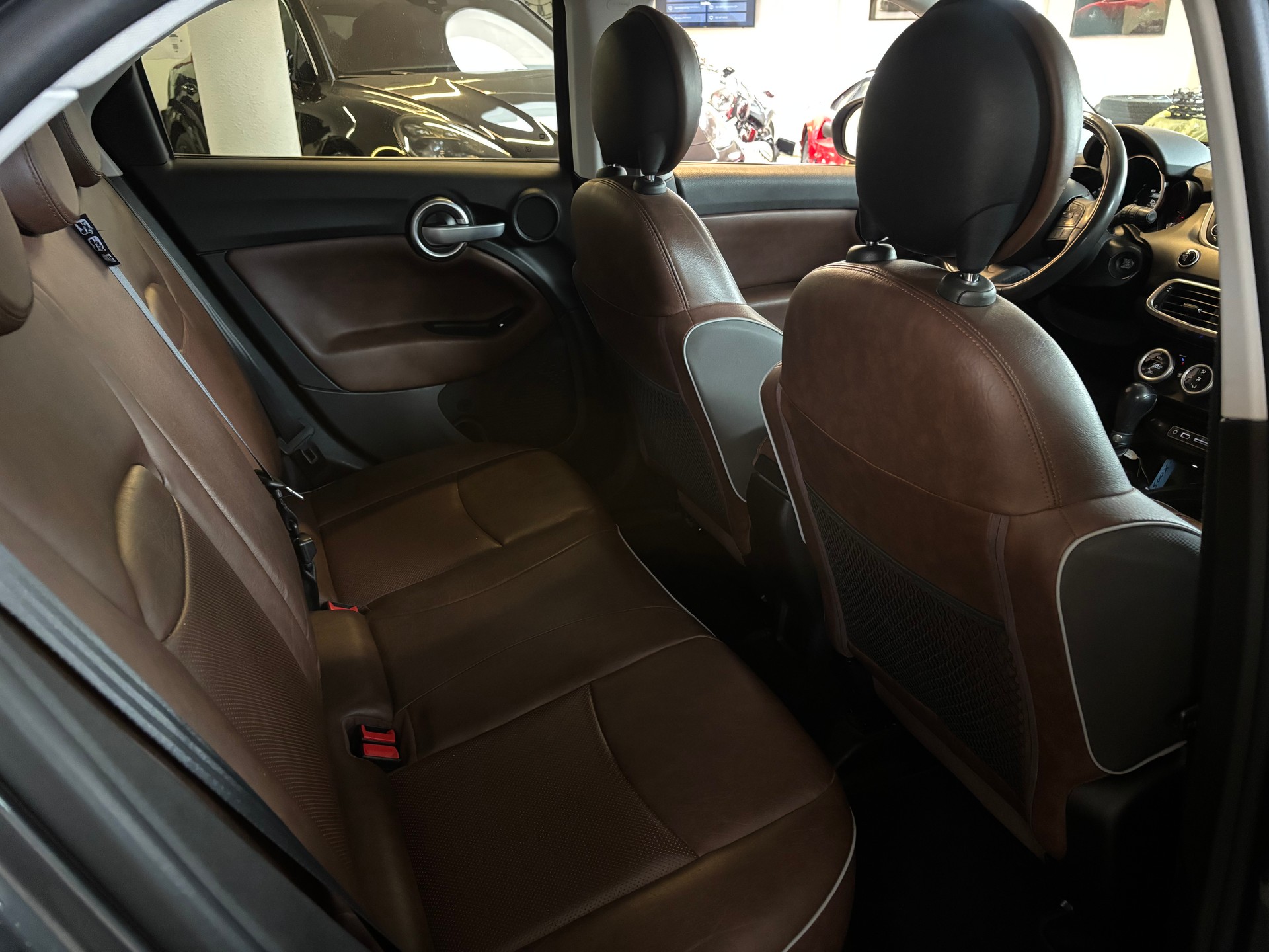 FIAT 500X 2.0 MJ Cross Plus 4x4 Automatic-image-7
