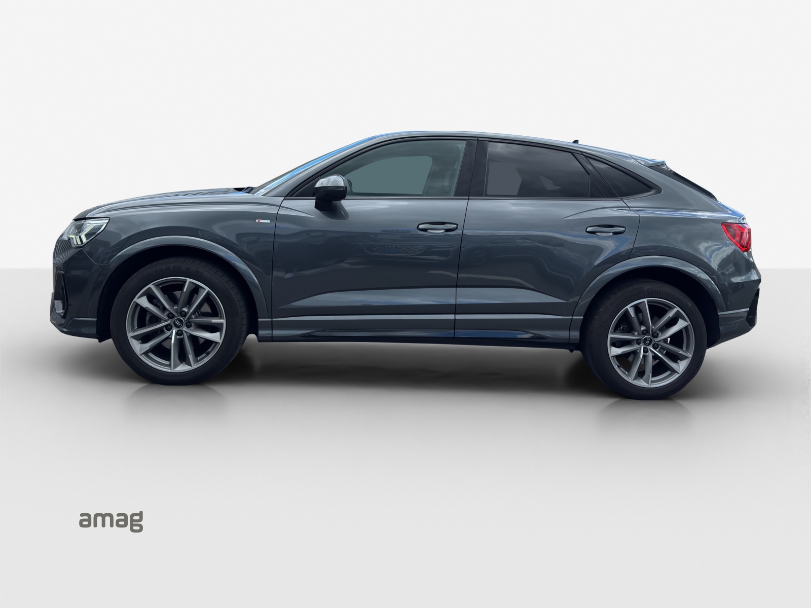 AUDI Q3 Sportback 45 TFSI S line quattro S-tronic-image-1