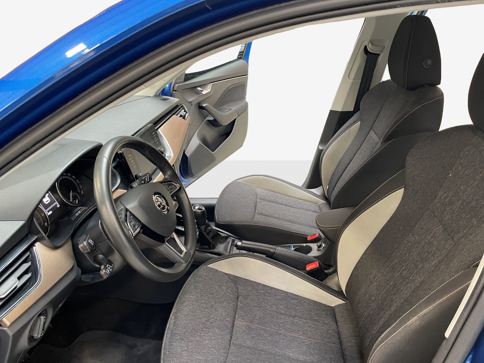 SKODA Kamiq 1.0 TGI Style-image-7