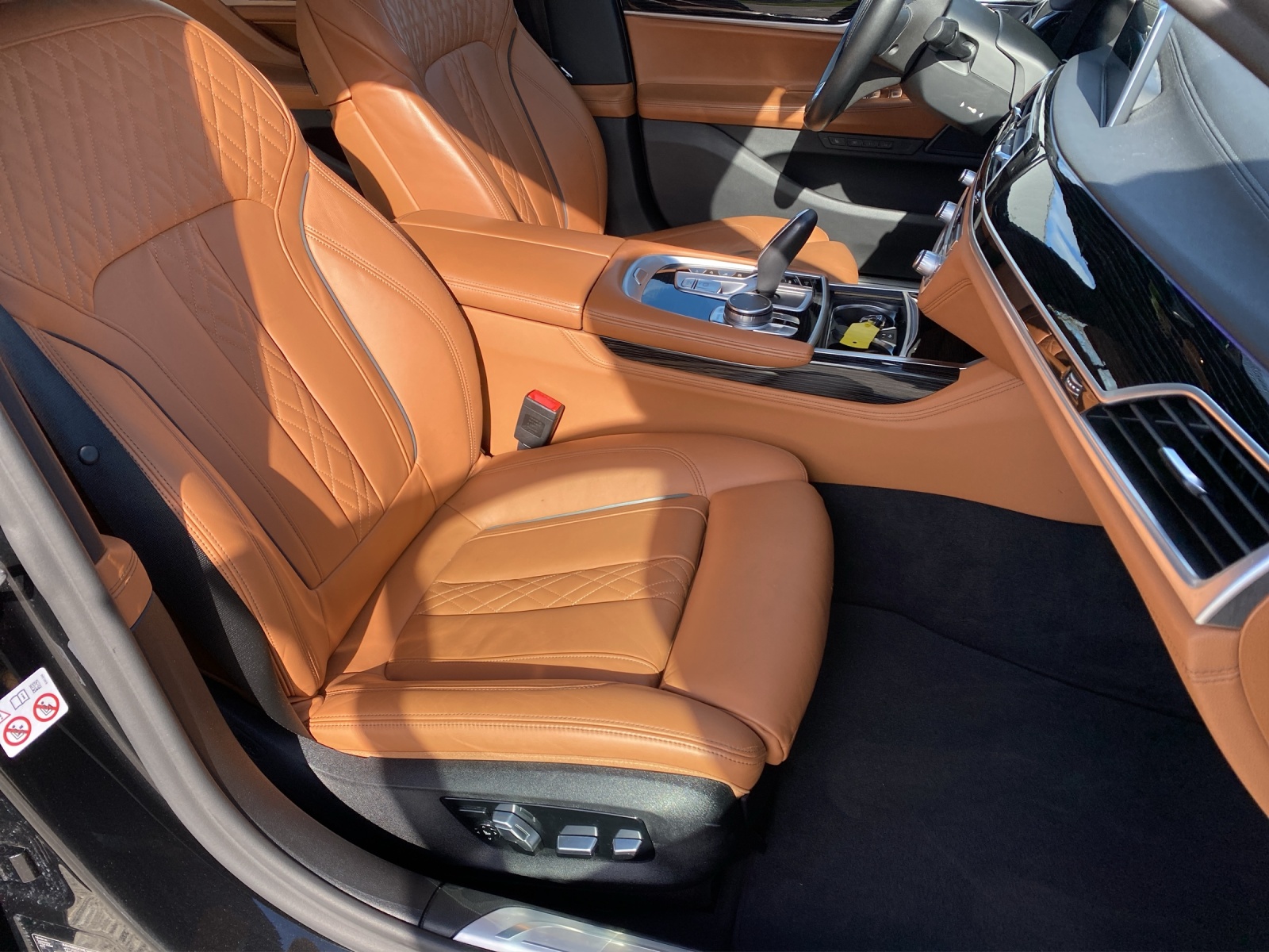 BMW 745Le xDrive Steptronic-image-11