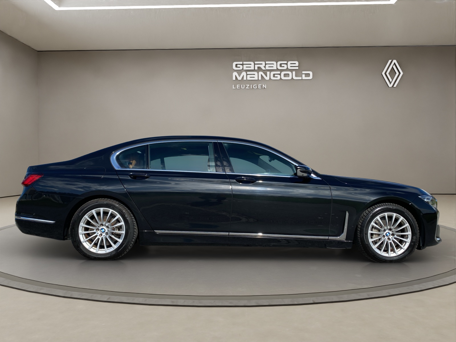 BMW 745Le xDrive Steptronic-image-5