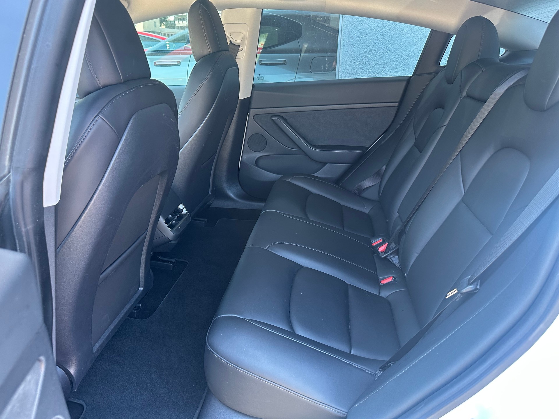 TESLA Model 3 Long Range Dual Motor AWD-image-7