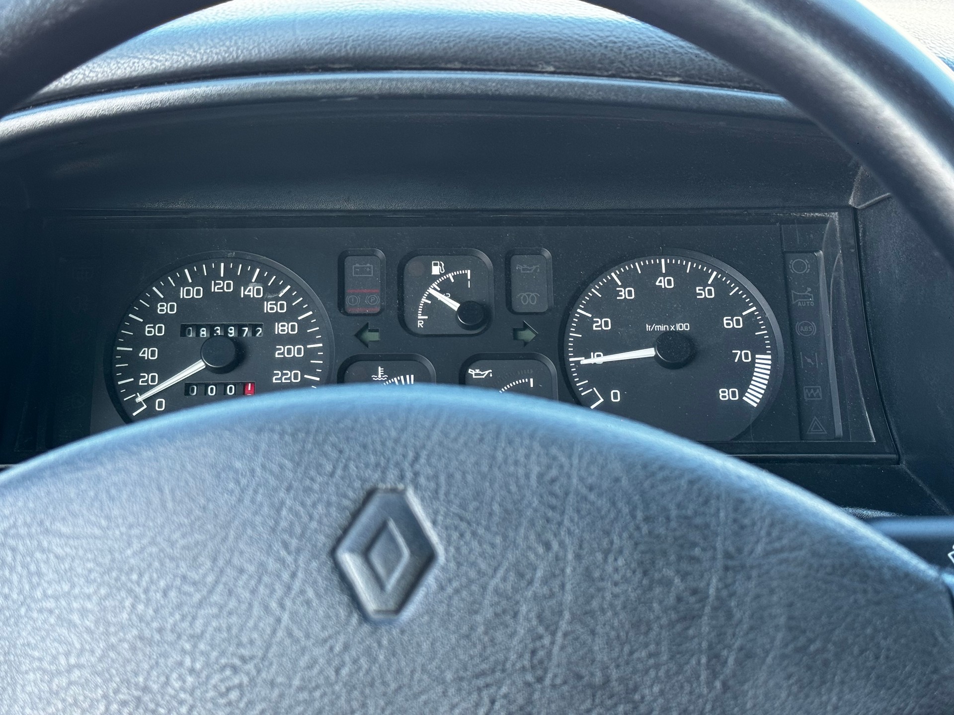 RENAULT R19 Cabrio 1.8 16V VETERANENFAHRZEUG-image-11