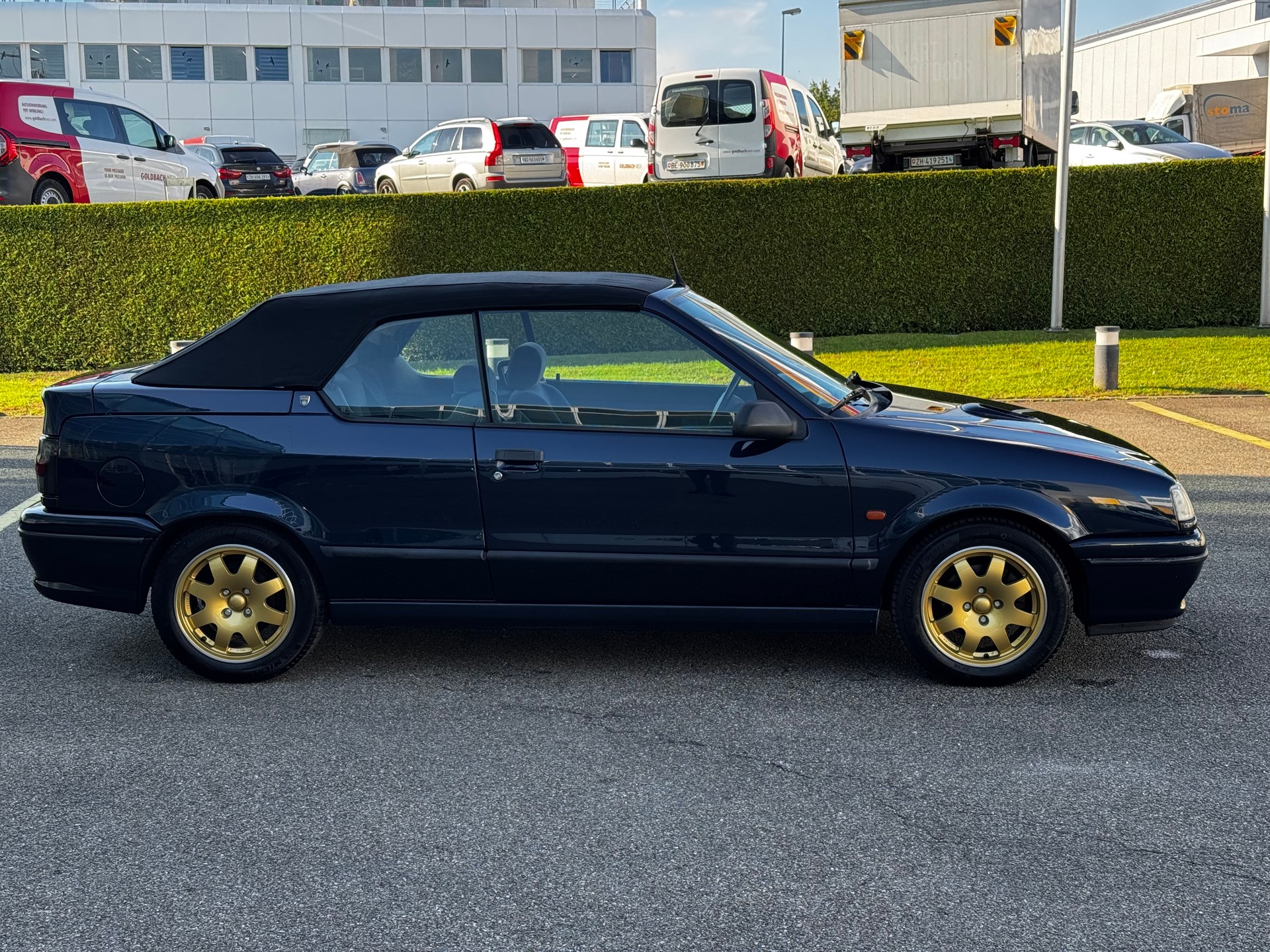 RENAULT R19 Cabrio 1.8 16V VETERANENFAHRZEUG-image-7
