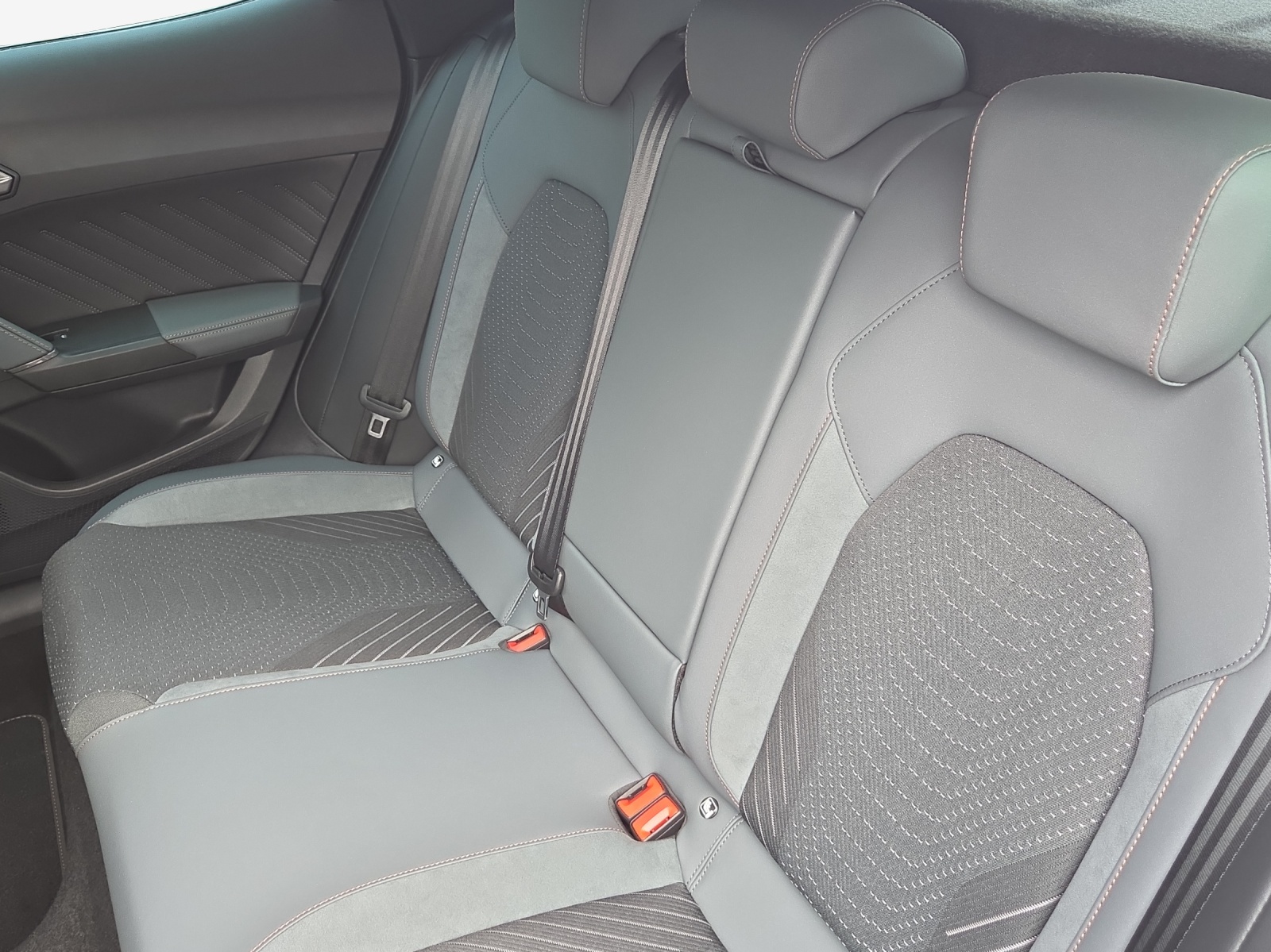 CUPRA Formentor 2.5TSI VZ5 Prime Edition 4Drive DSG-image-11