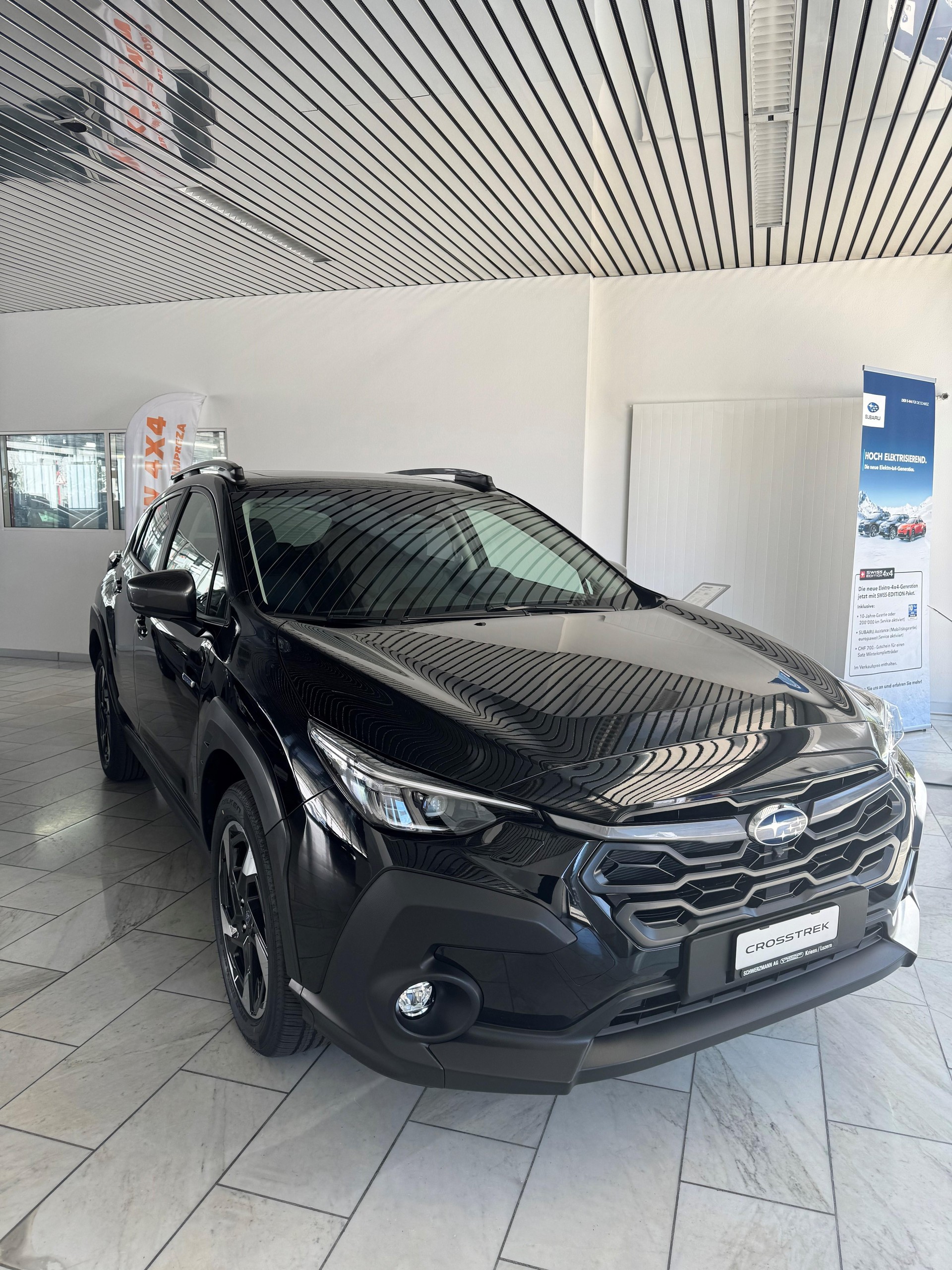 SUBARU Crosstrek 2.0i e-Boxer Luxury