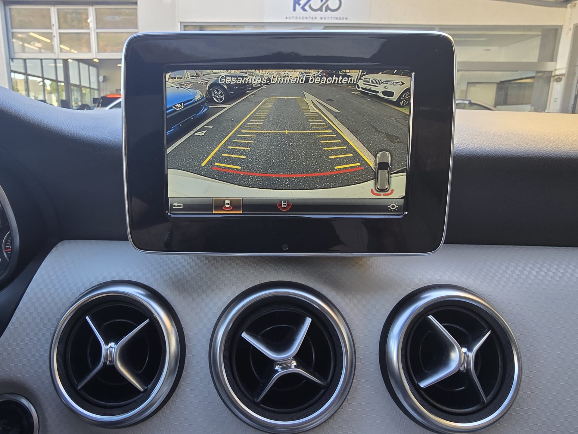 MERCEDES-BENZ A 200 Night Star 7G-DCT-image-15