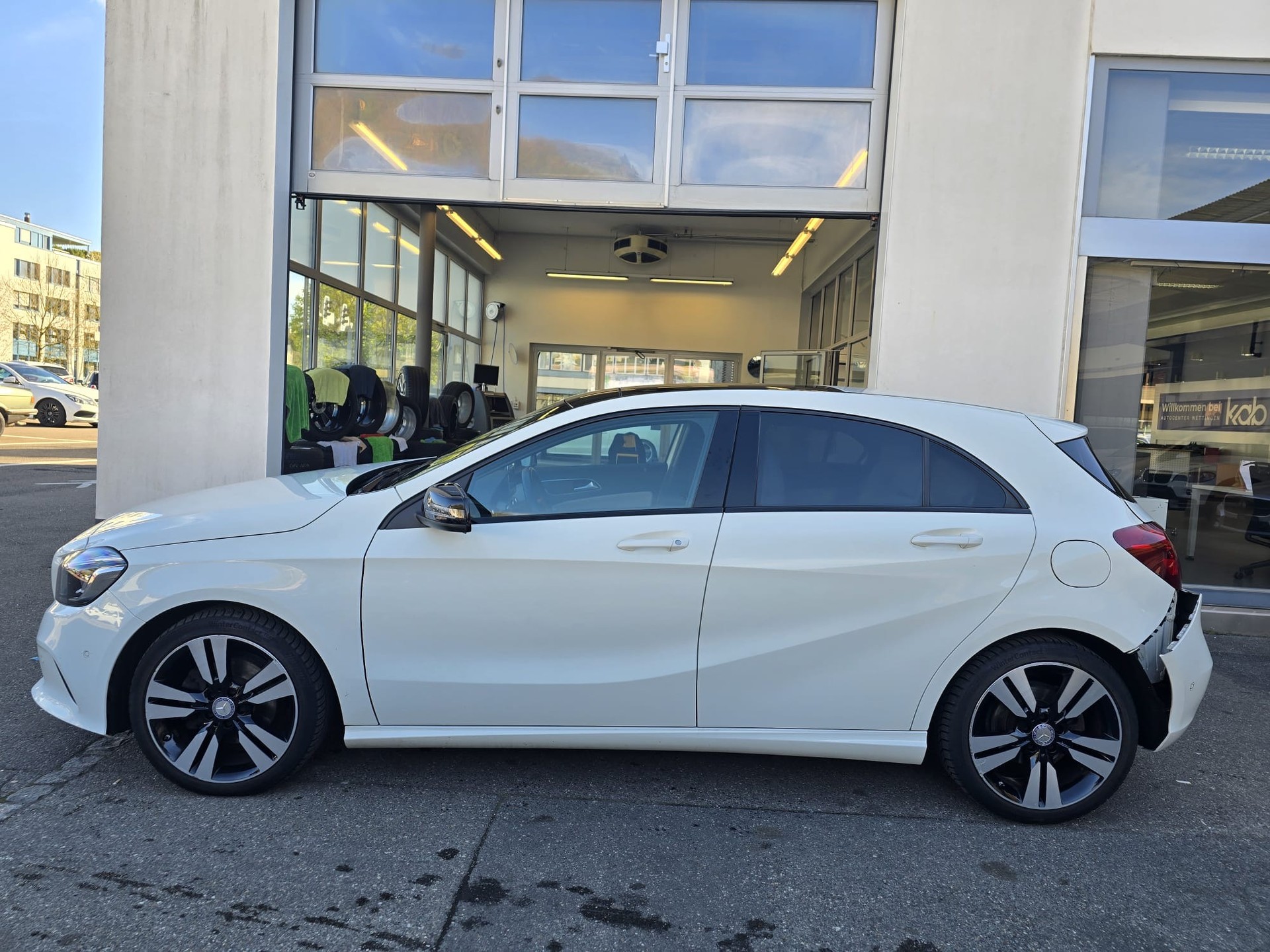 MERCEDES-BENZ A 200 Night Star 7G-DCT-image-11