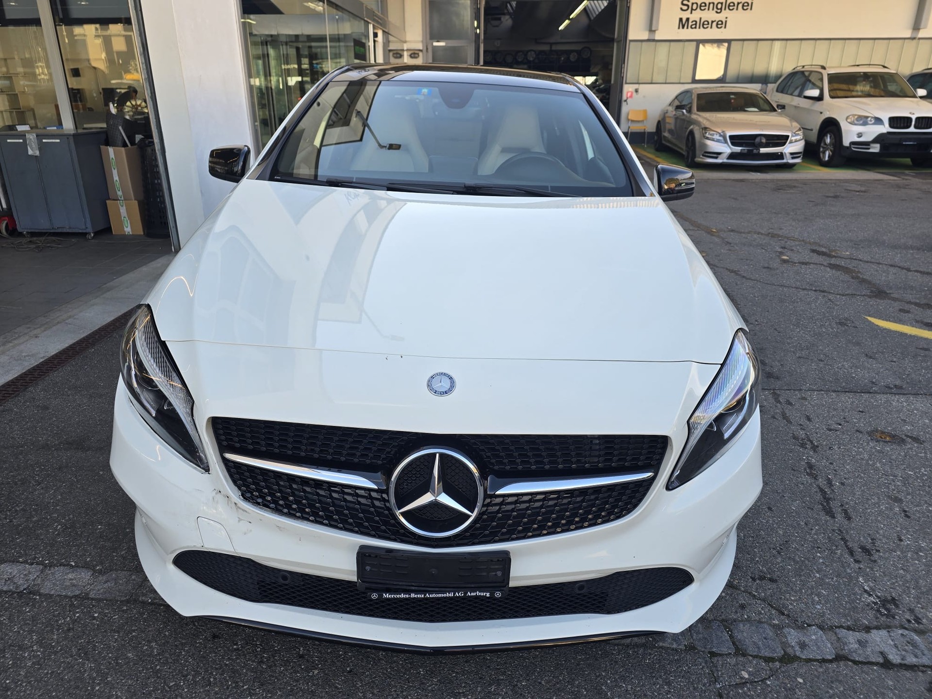 MERCEDES-BENZ A 200 Night Star 7G-DCT-image-2