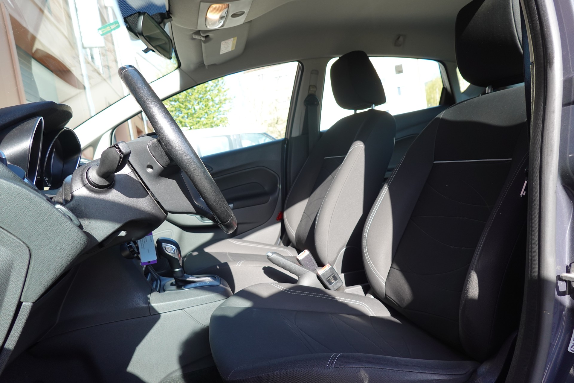 FORD Fiesta 1.0 SCTi Trend PowerShift-image-19