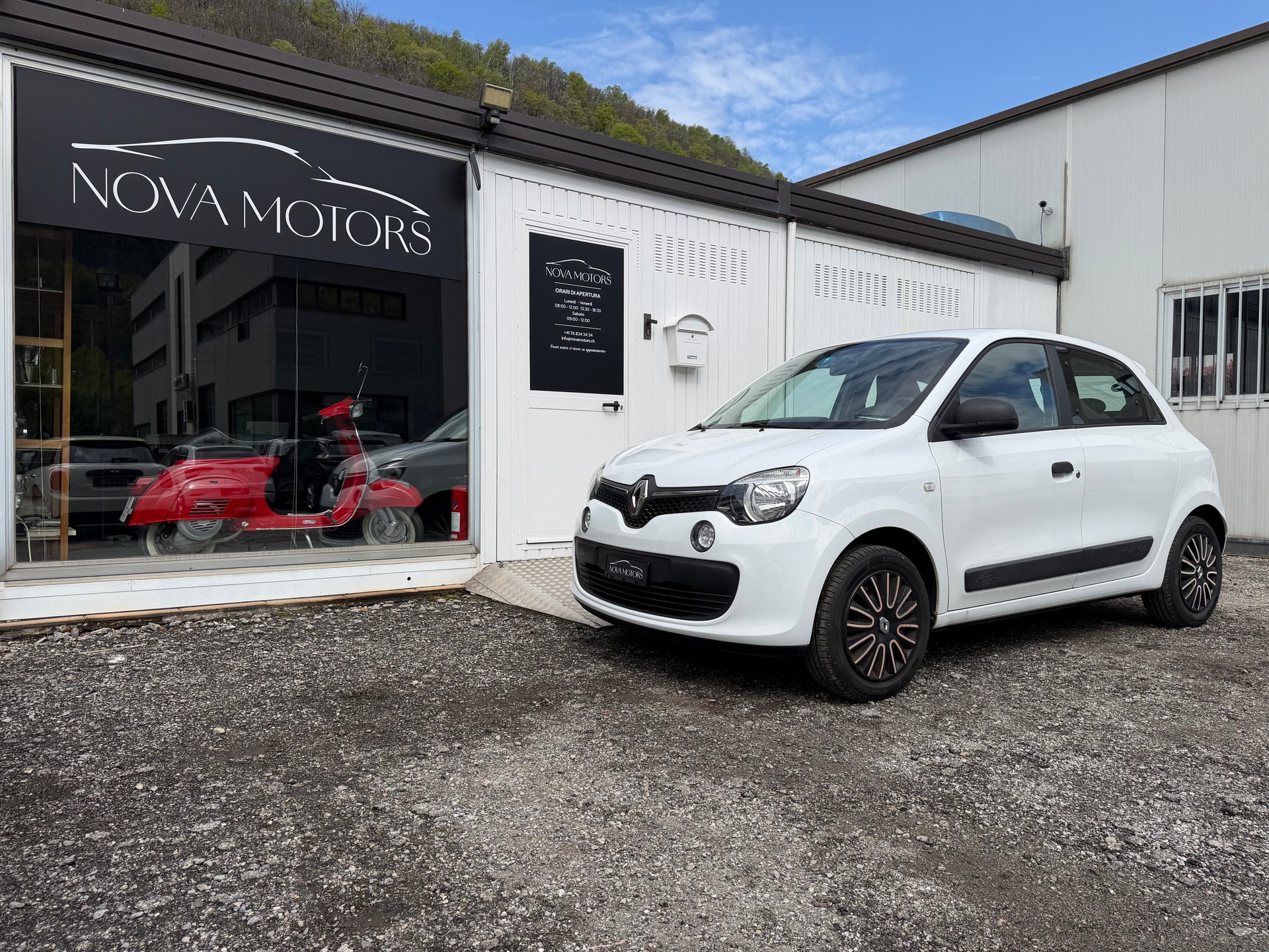 RENAULT Twingo 1.0 City-image-0