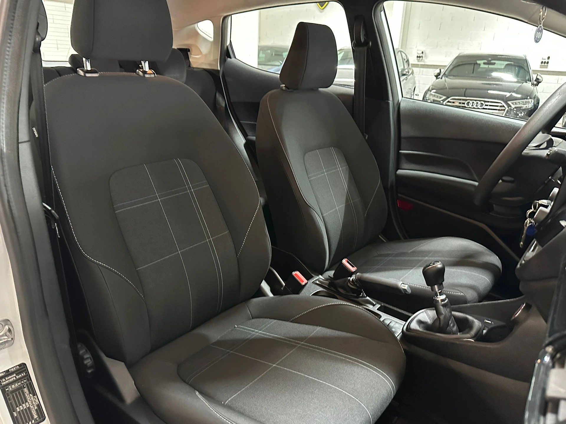 FORD Fiesta 1.0 SCTi Trend-image-11