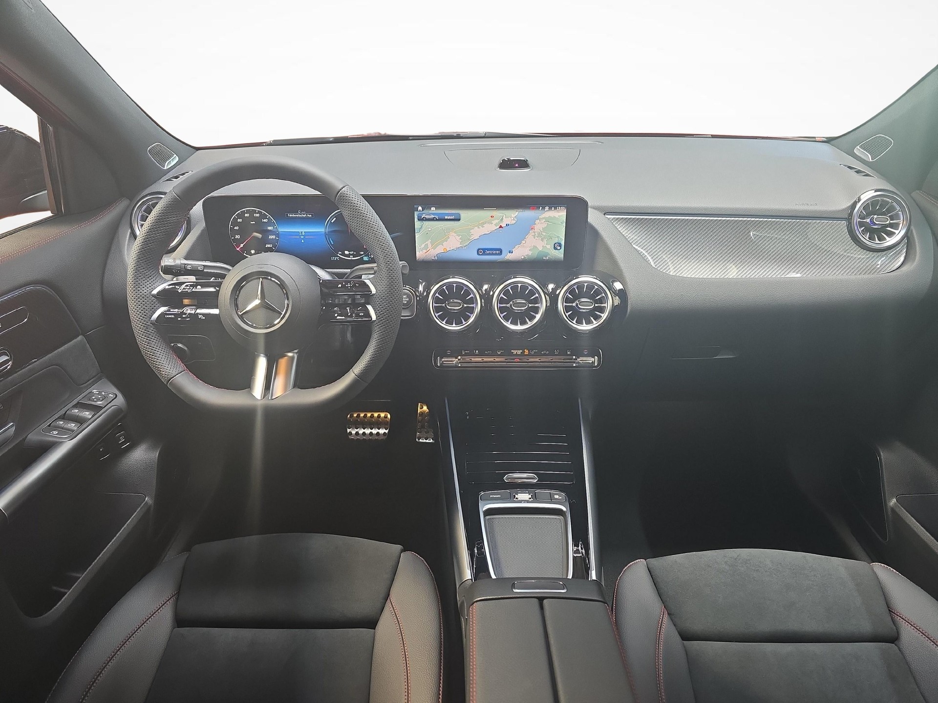 MERCEDES-BENZ GLA 250 e EQ Star AMG Line-image-6