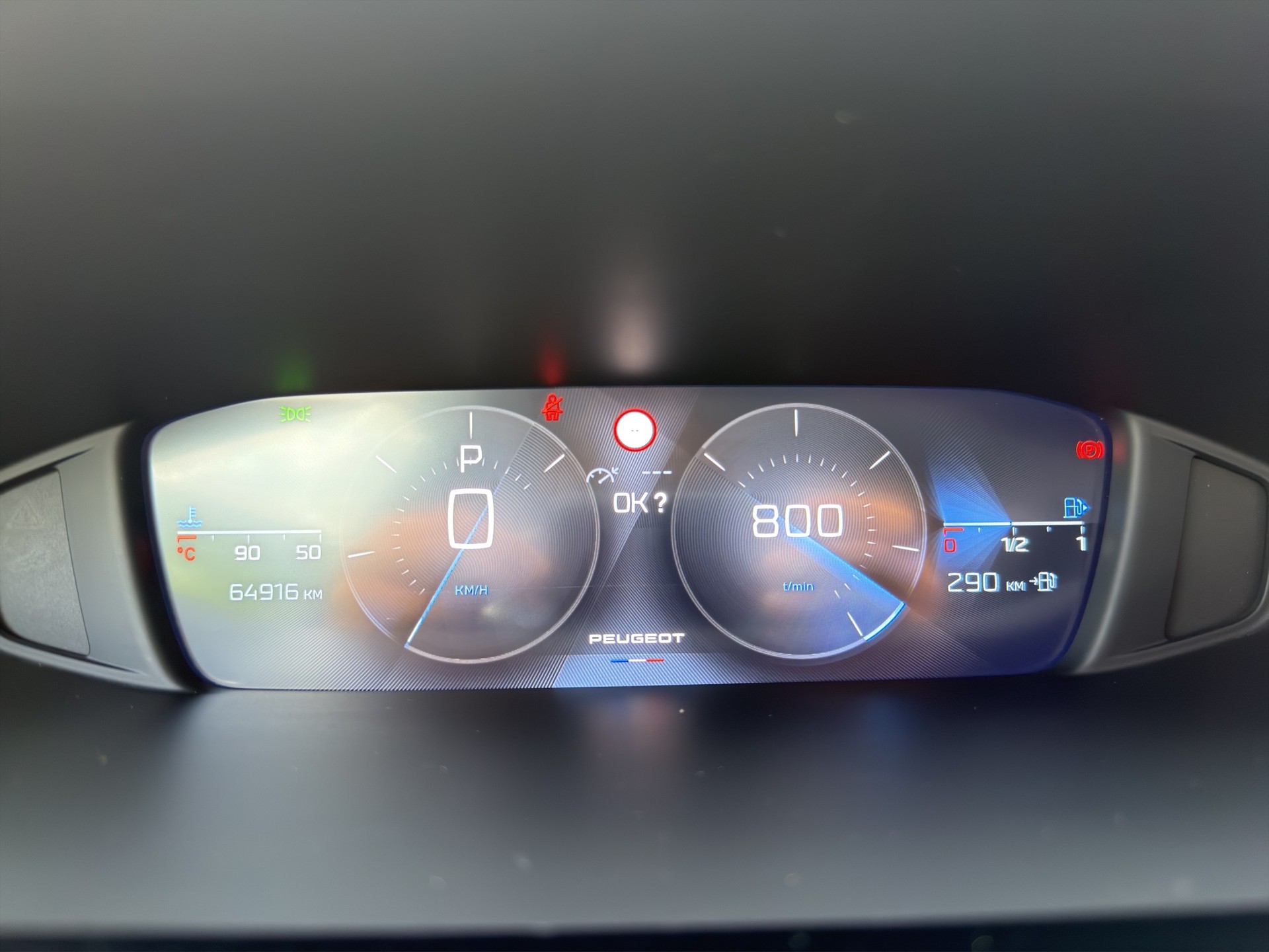 PEUGEOT 308 1.2 Active Pack EAT8-image-8
