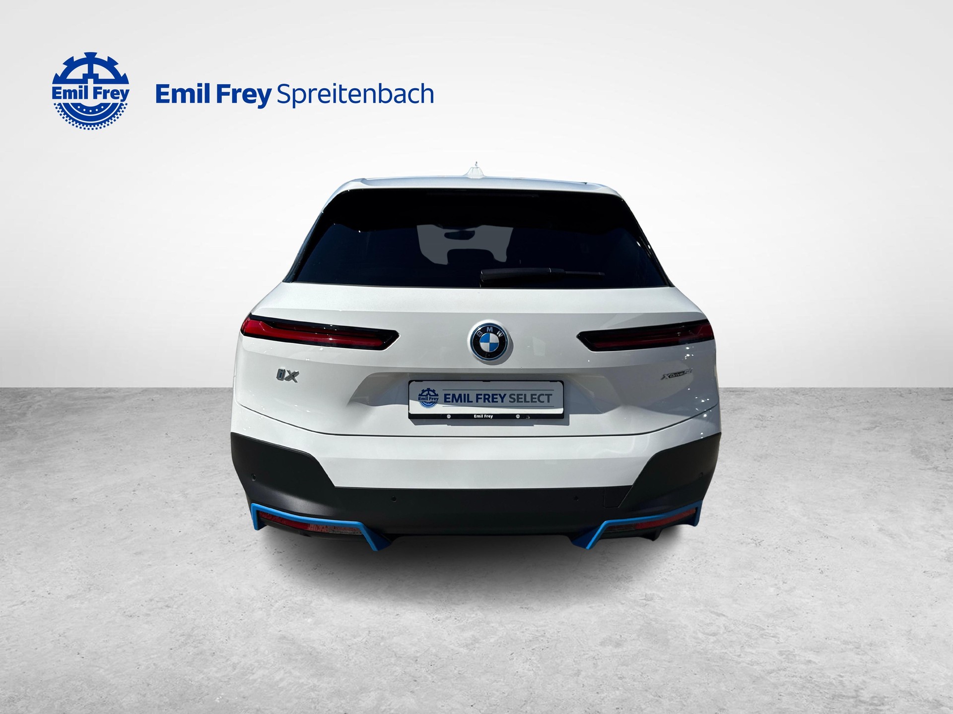 BMW iX xDrive50-image-4