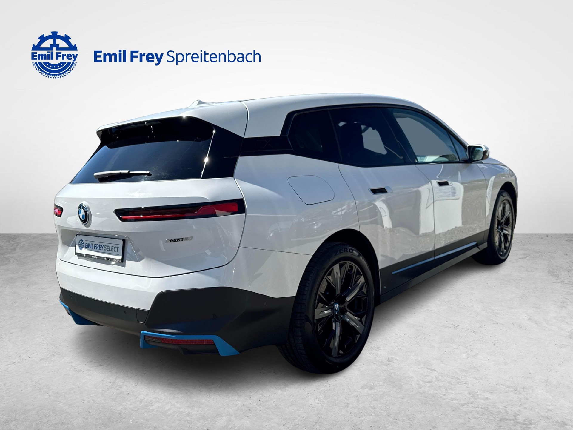 BMW iX xDrive50 / Jetzt mit attraktivem 1.99% Leasing-image-4