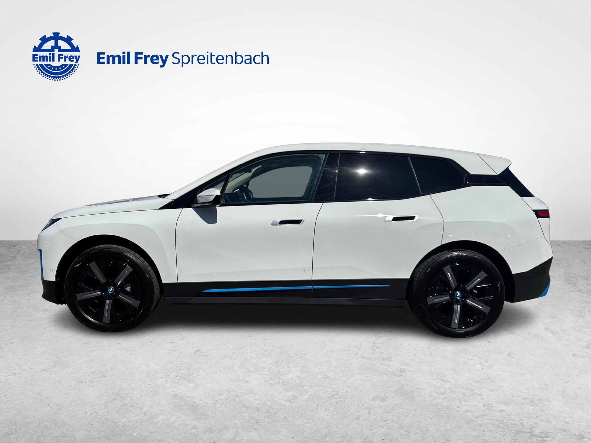BMW iX xDrive50 / Jetzt mit attraktivem 1.99% Leasing-image-1
