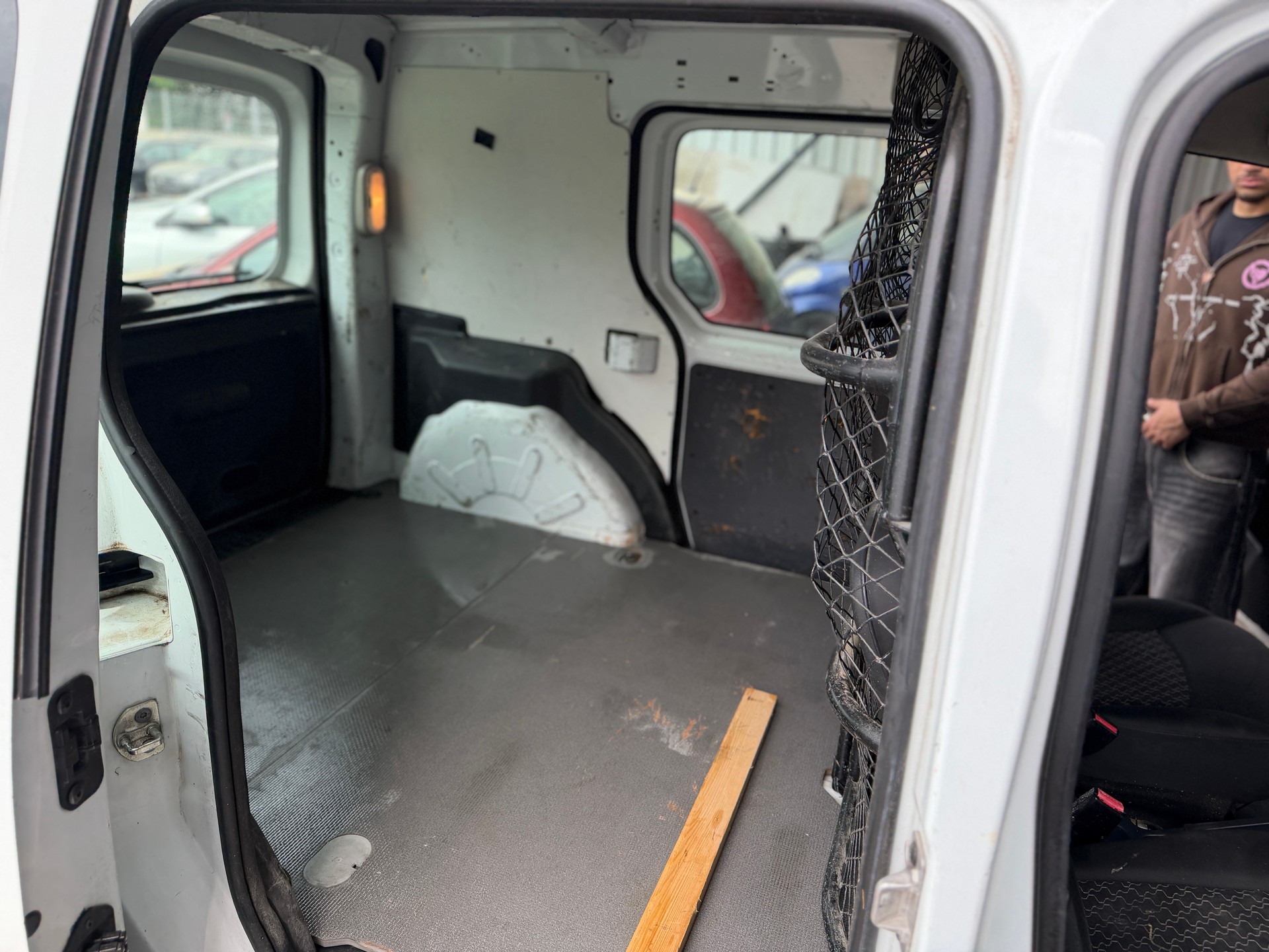 RENAULT Kangoo dCi 90 Business Klima-image-11