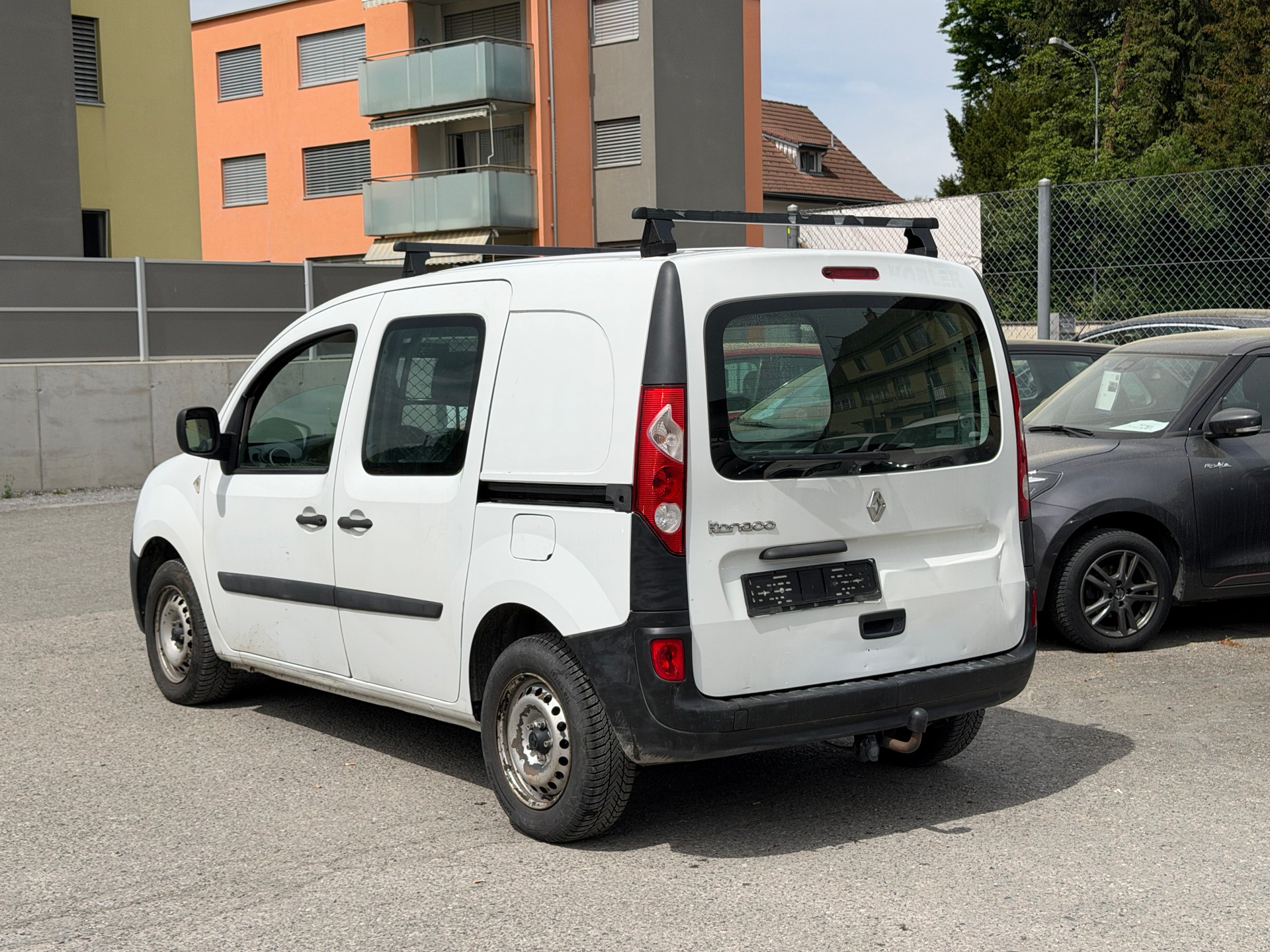 RENAULT Kangoo dCi 90 Business Klima-image-13