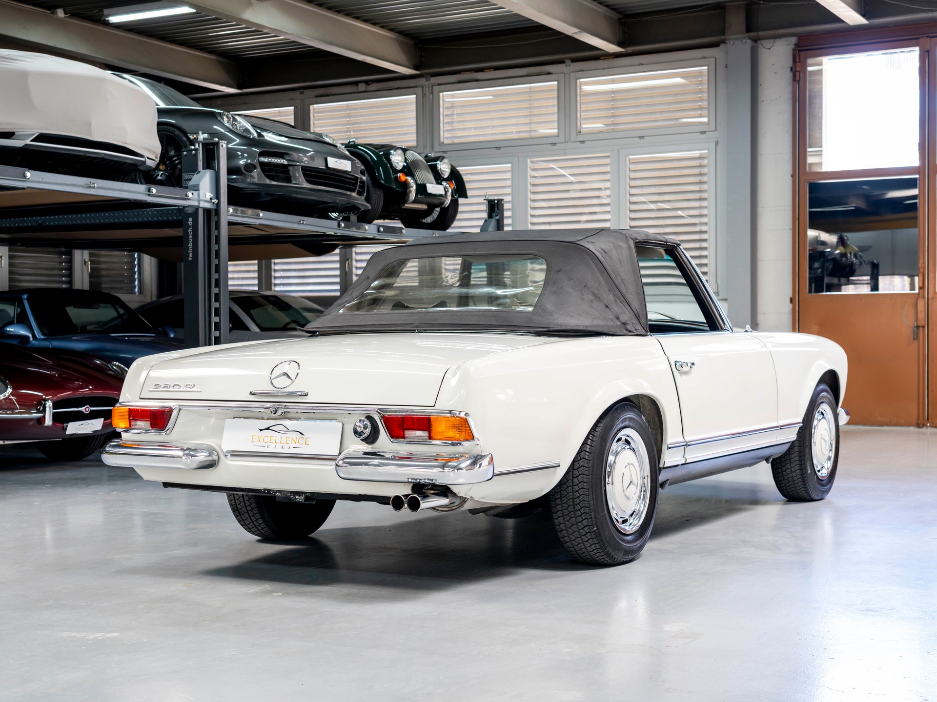 MERCEDES-BENZ SL 280 Pagode-image-17