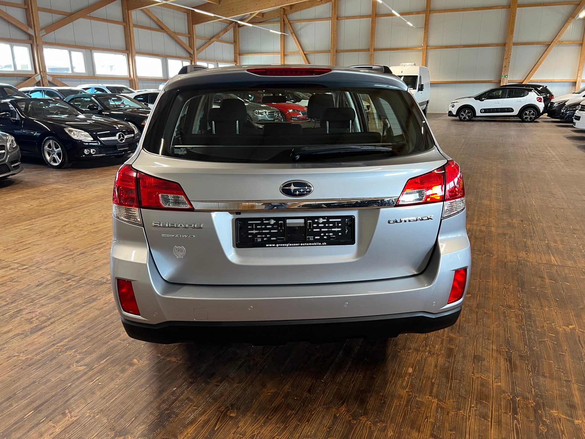 SUBARU Outback 2.5i Limited AWD Lineartronic-image-5