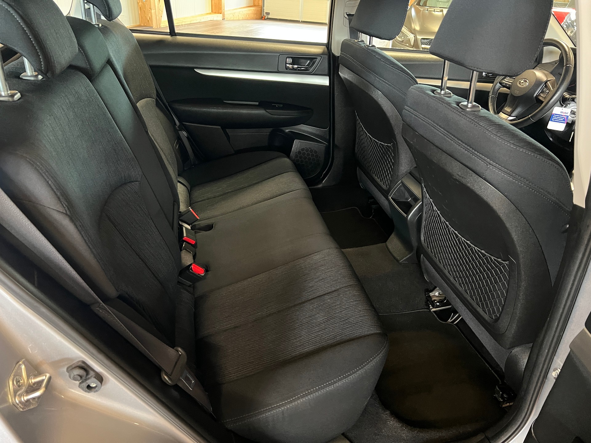 SUBARU Outback 2.5i Limited AWD Lineartronic-image-12