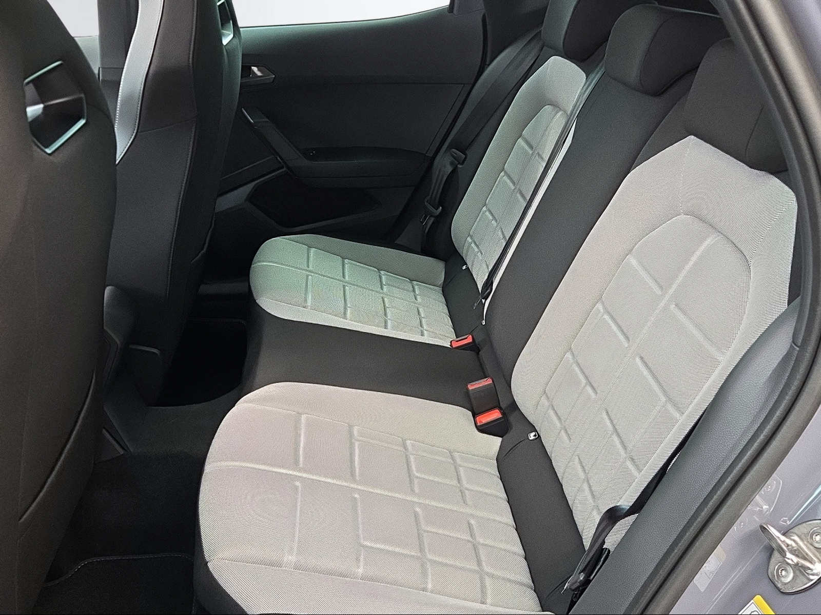 SEAT Ibiza 1.5 TSI Move FR DSG-image-8