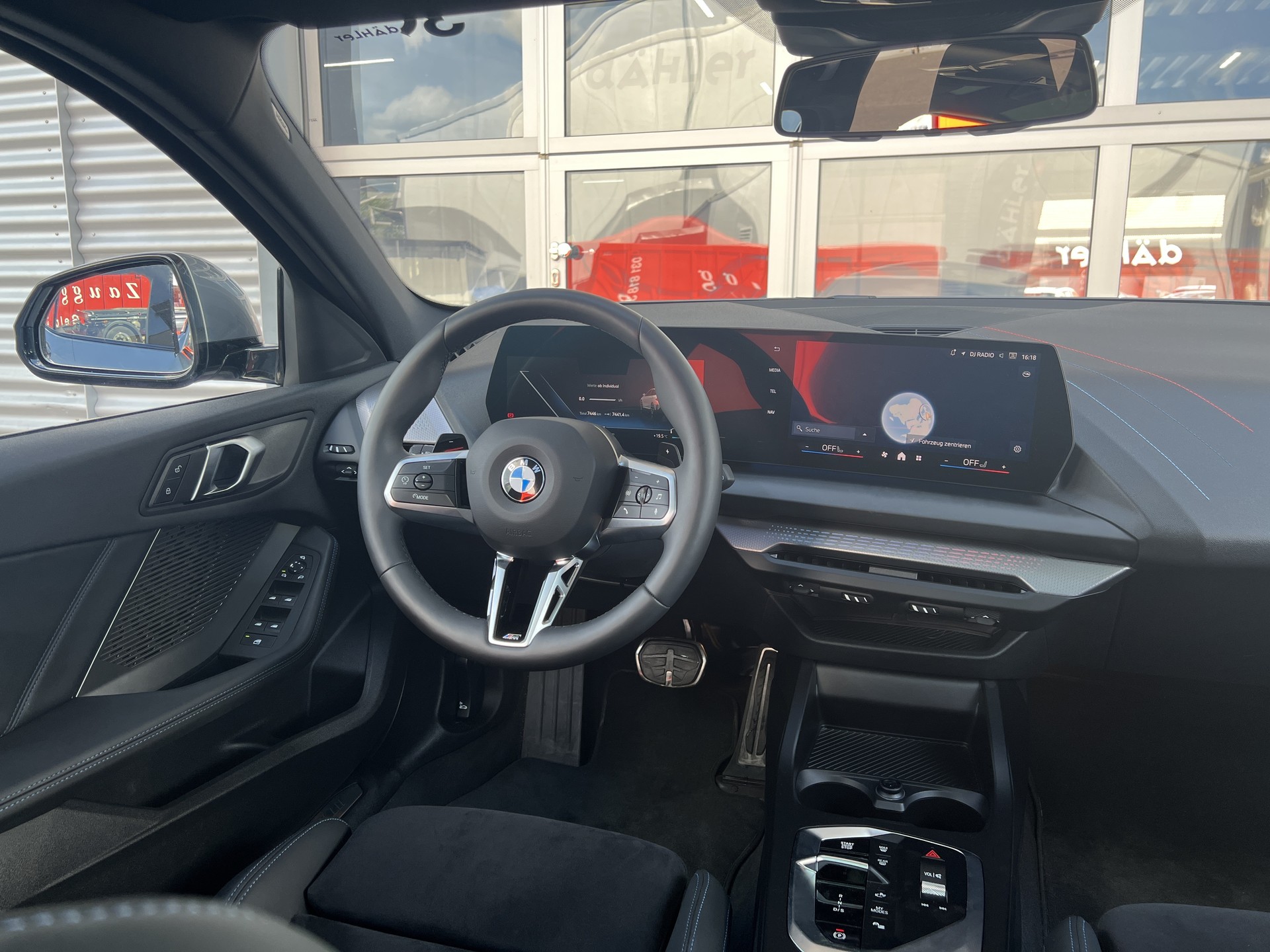 BMW 120 M Sport Pro Steptronic-image-4