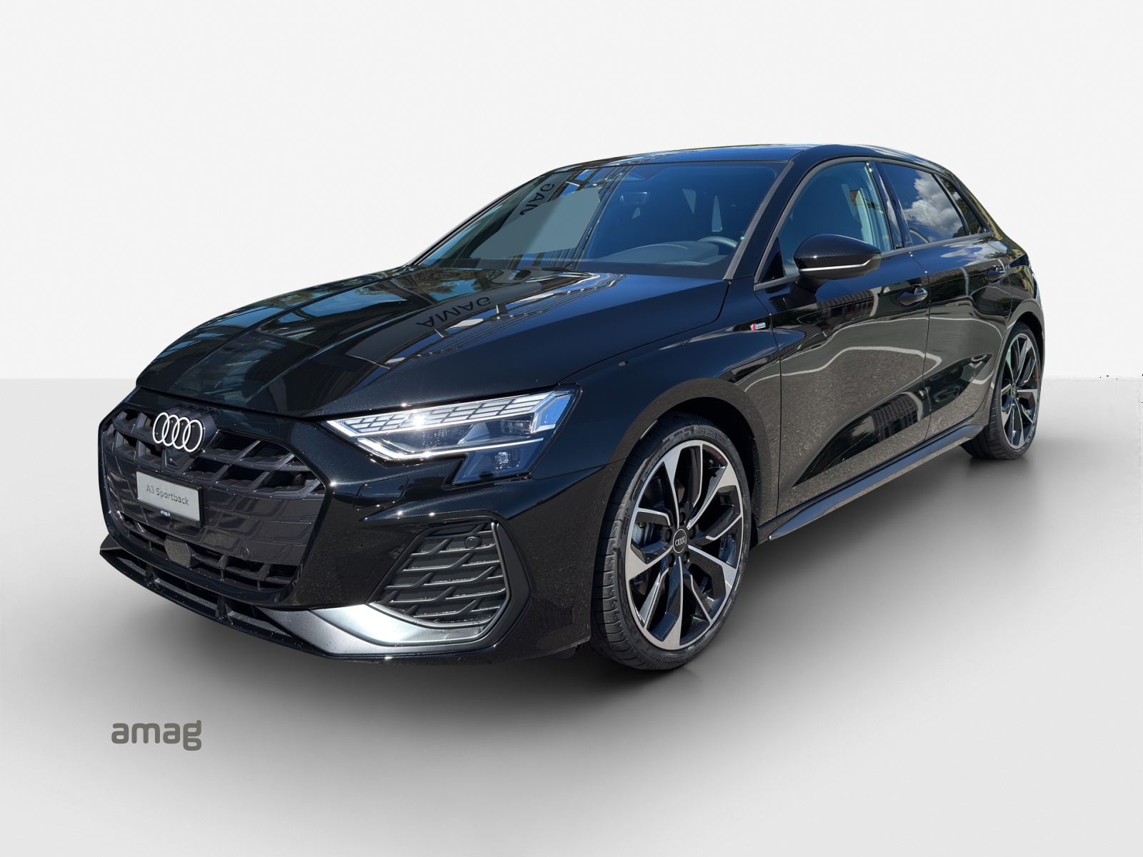 AUDI A3 Sportback TFSI 110 kW S line Attraction S tronic
