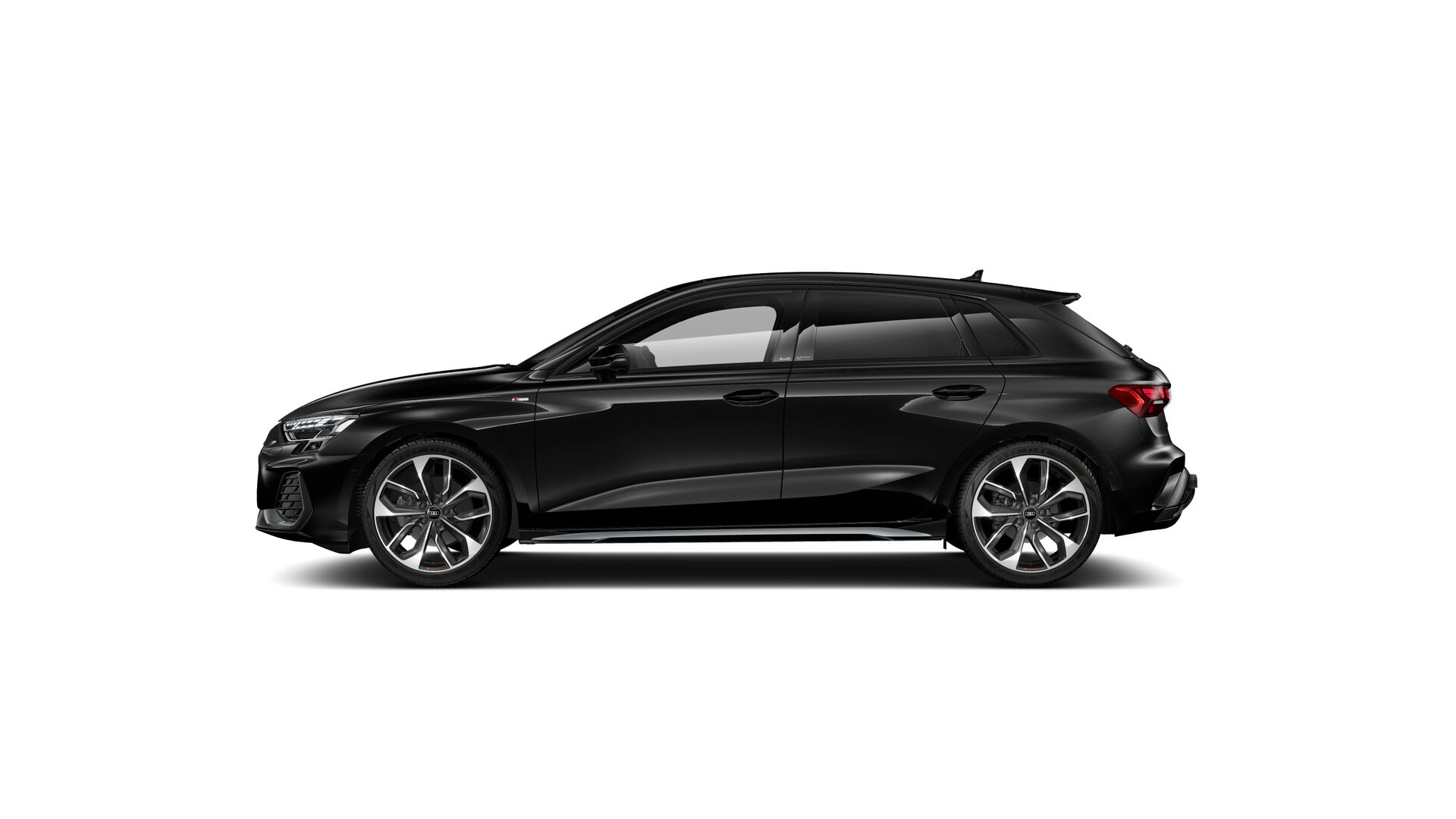 AUDI A3 Sportback TFSI 110 kW S line Attraction S tronic-image-2
