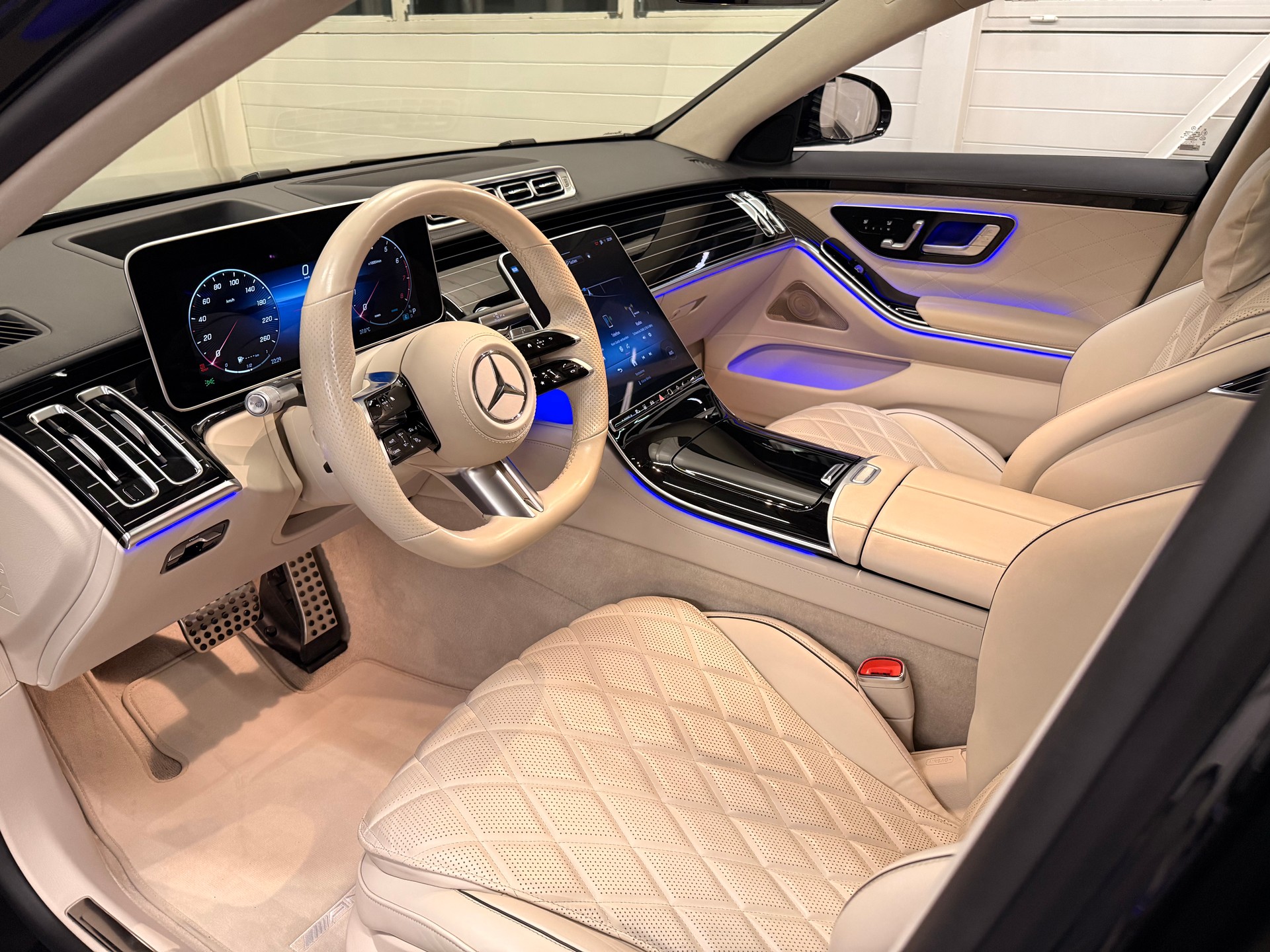 MERCEDES-BENZ S 580 4Matic AMG Line 9G-Tronic-image-15