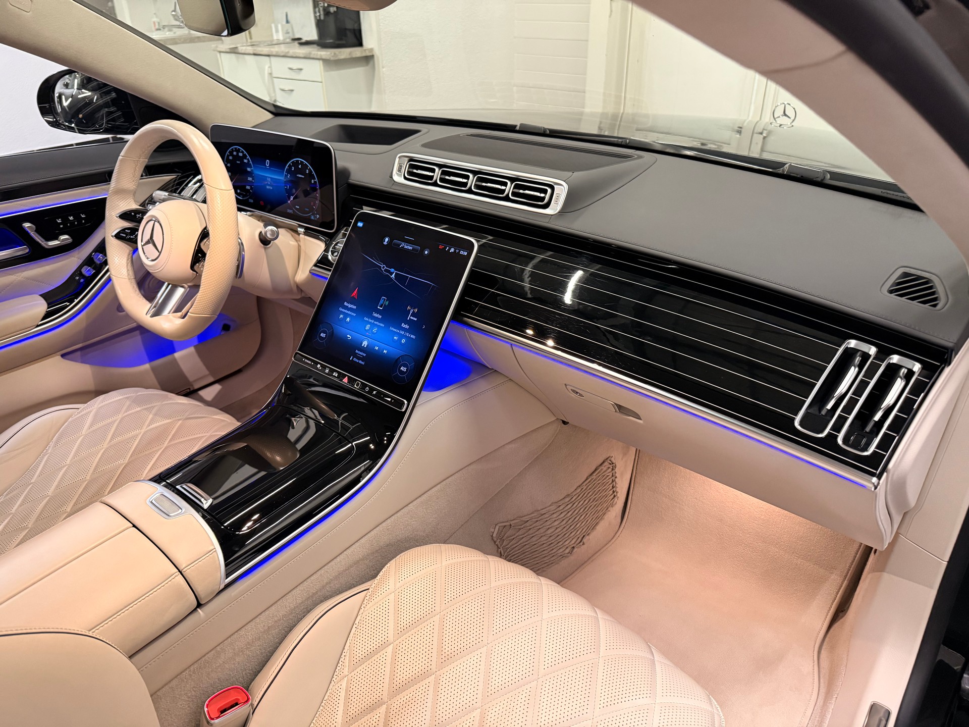 MERCEDES-BENZ S 580 4Matic AMG Line 9G-Tronic-image-7