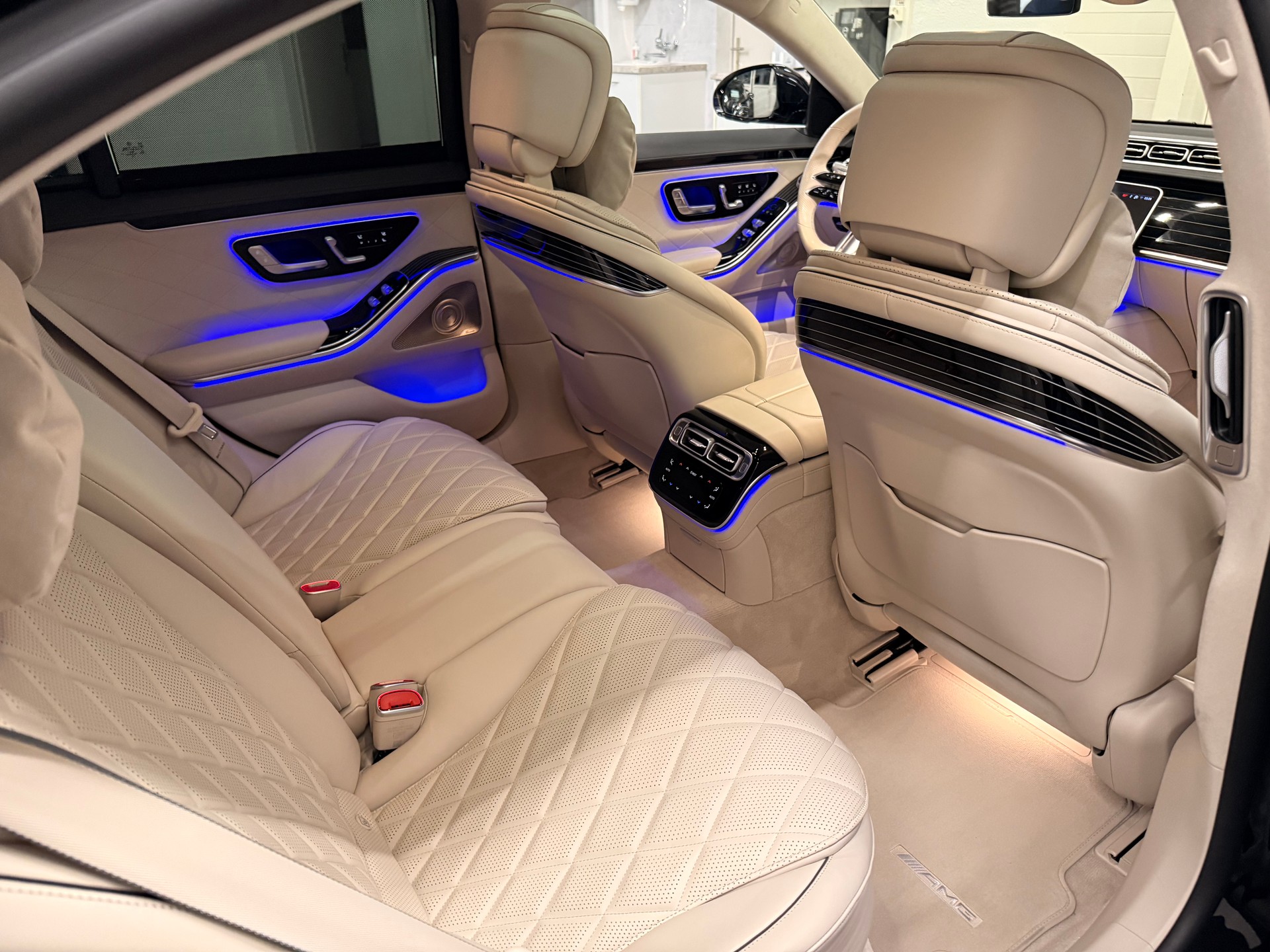 MERCEDES-BENZ S 580 4Matic AMG Line 9G-Tronic-image-12