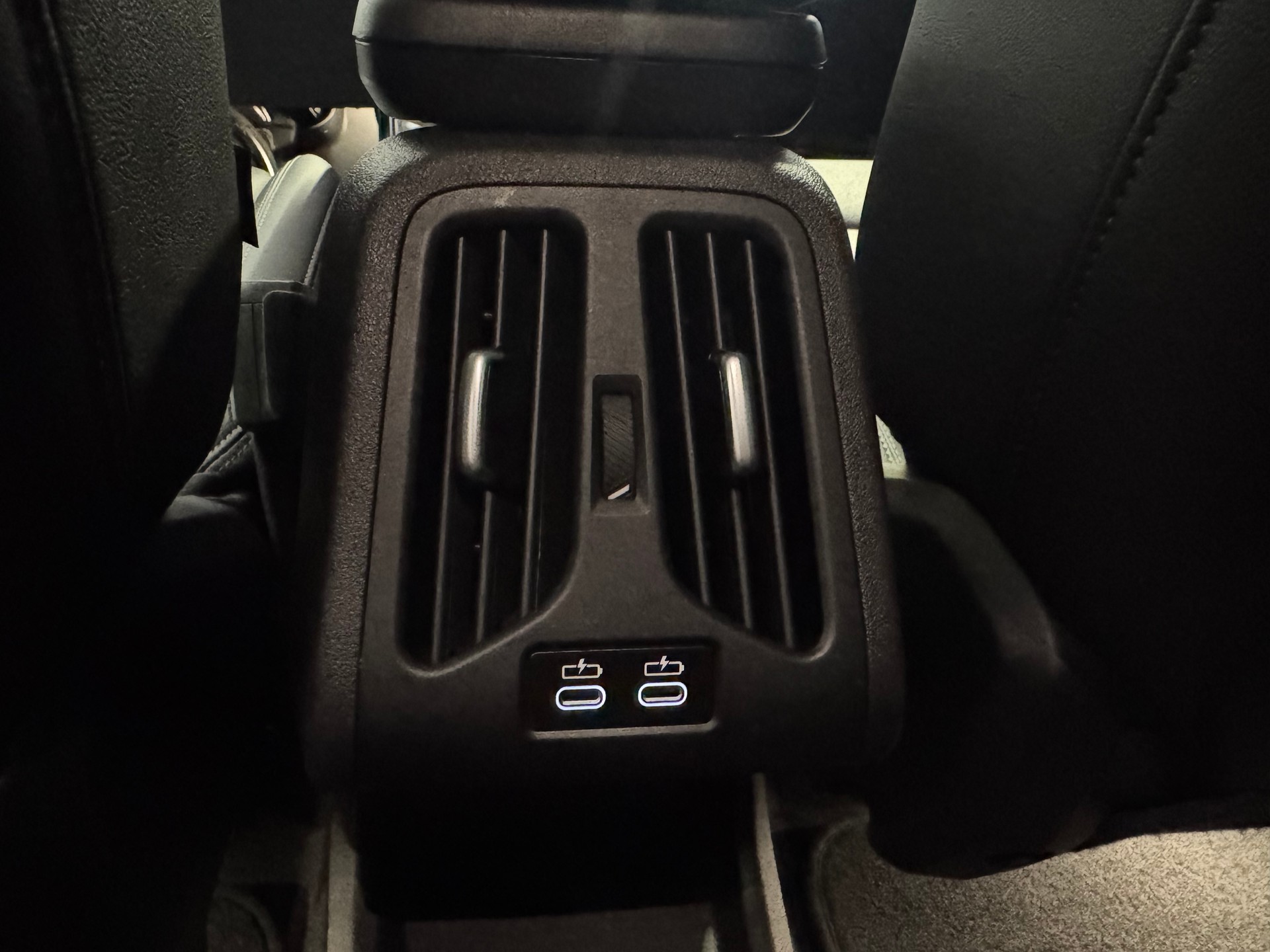 BMW X1 xDrive 30e M Sport (4)-image-21