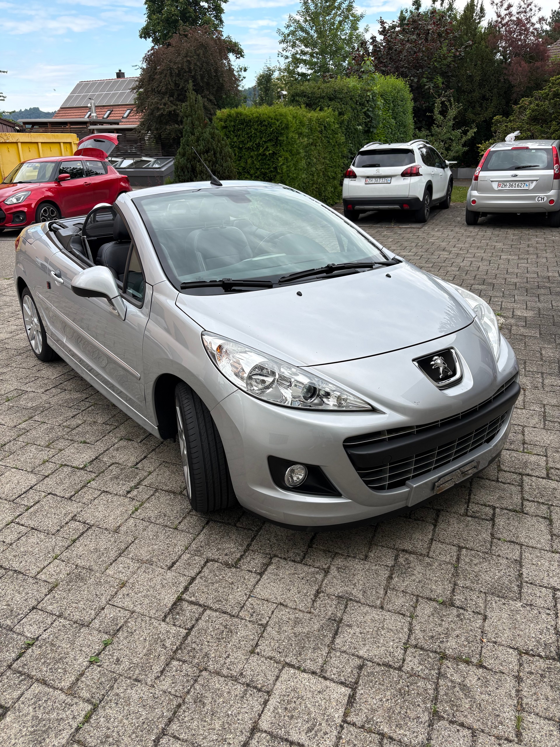 PEUGEOT 1.2 e STT-image-0