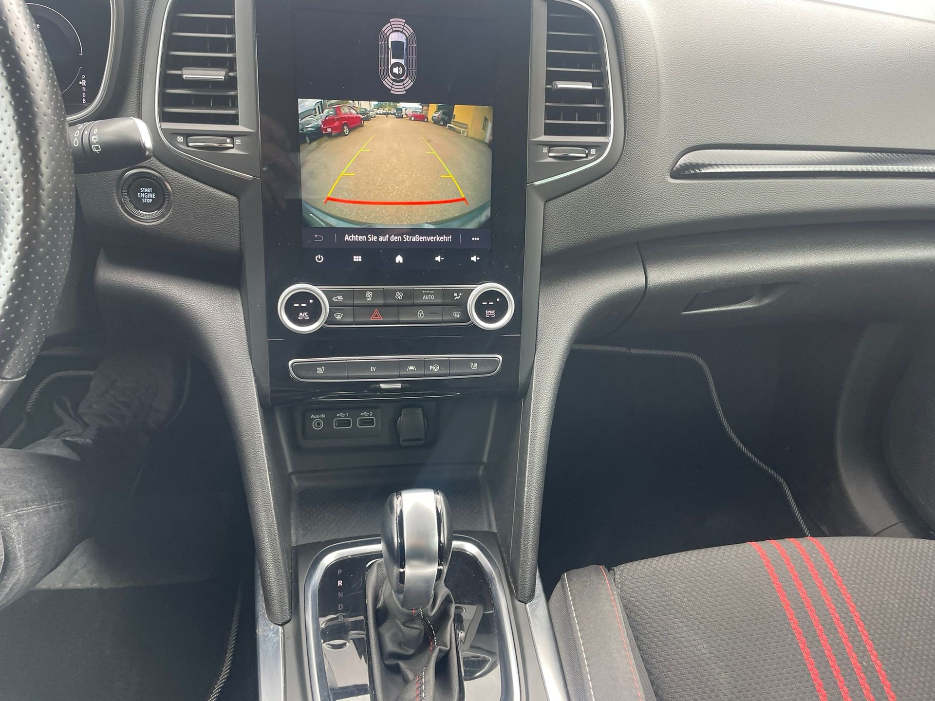 RENAULT Mégane Berline 1.6 E-Tech R.S. Line-image-7