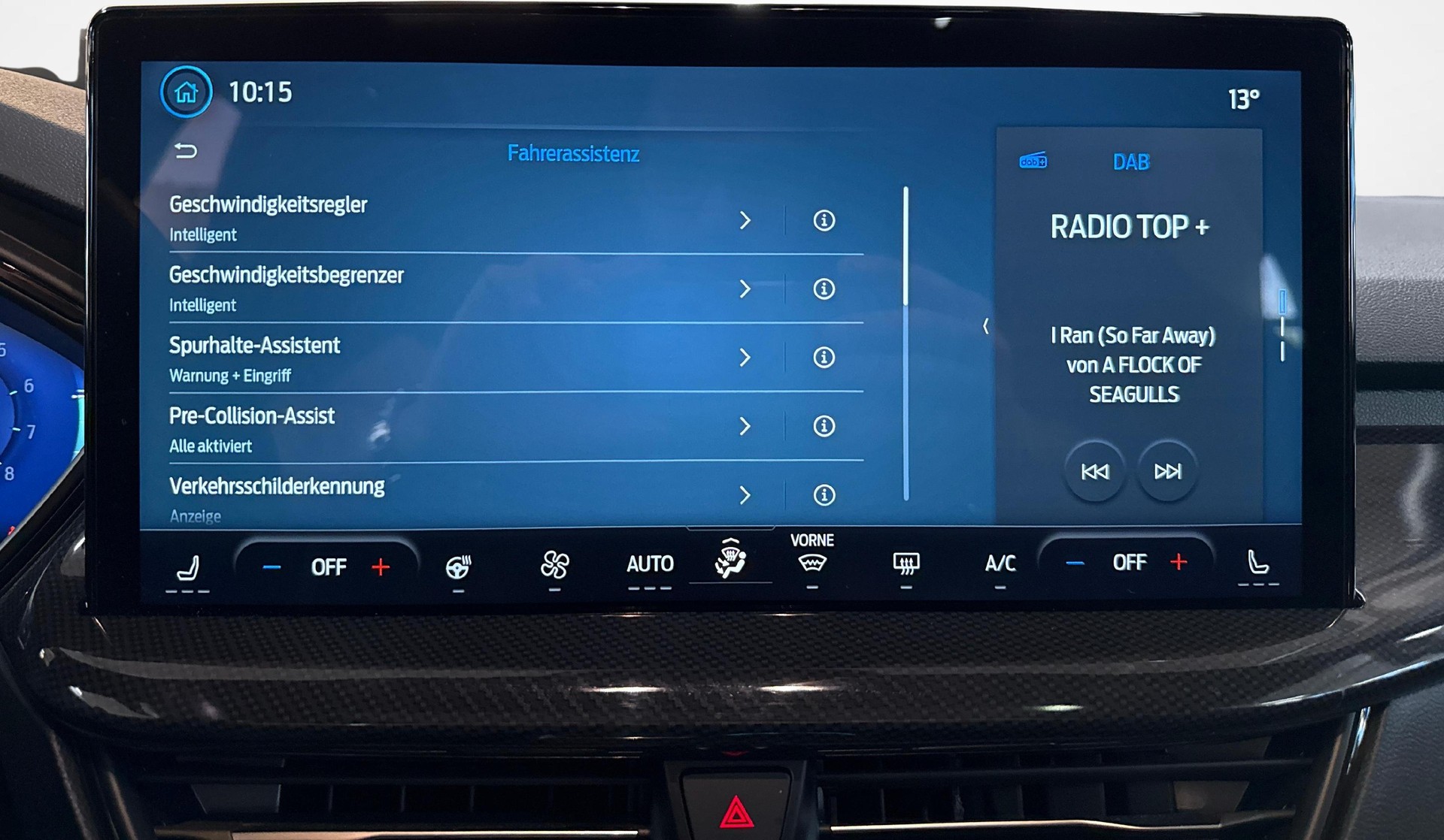 FORD Focus 2.3 EcoB ST X-image-17