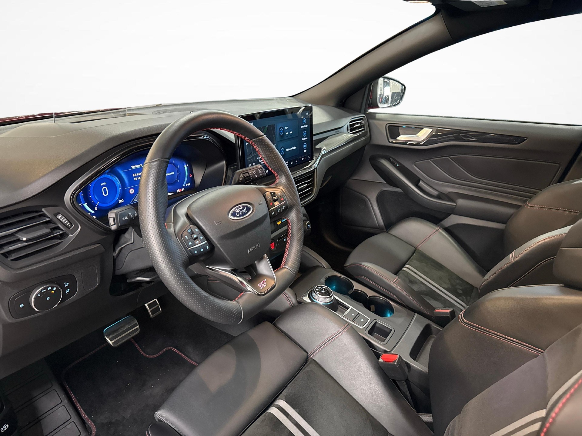 FORD Focus 2.3 EcoB ST X-image-13