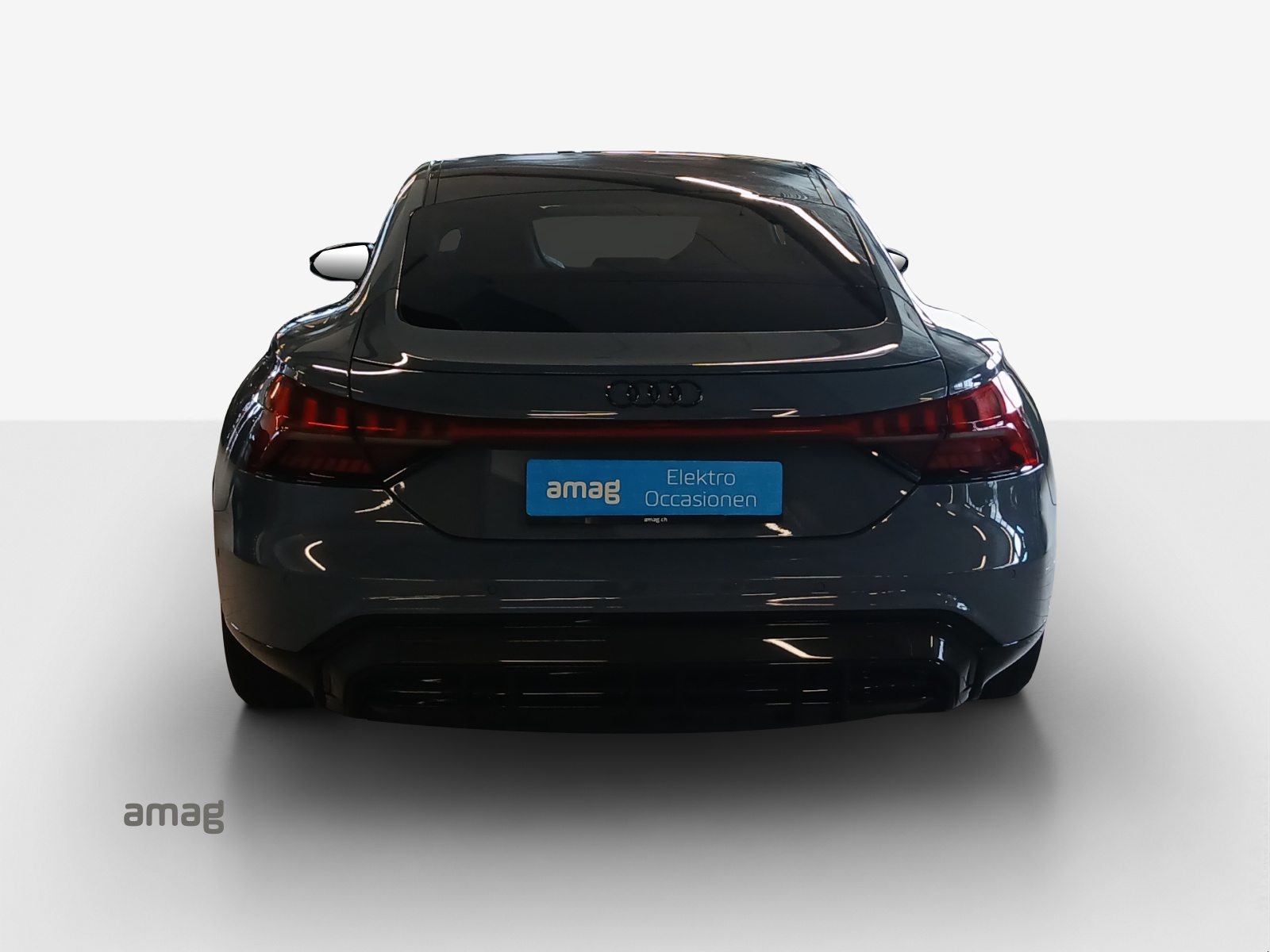 AUDI RS e-tron GT quattro-image-4