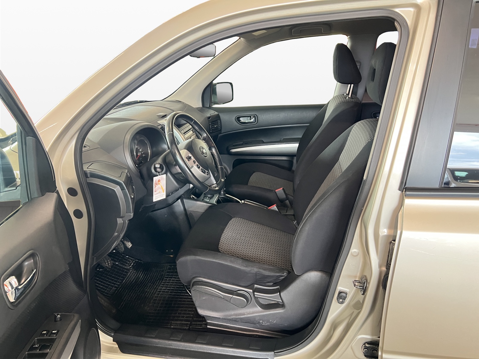 NISSAN X-Trail 2.0 dCi 16V SE-image-7