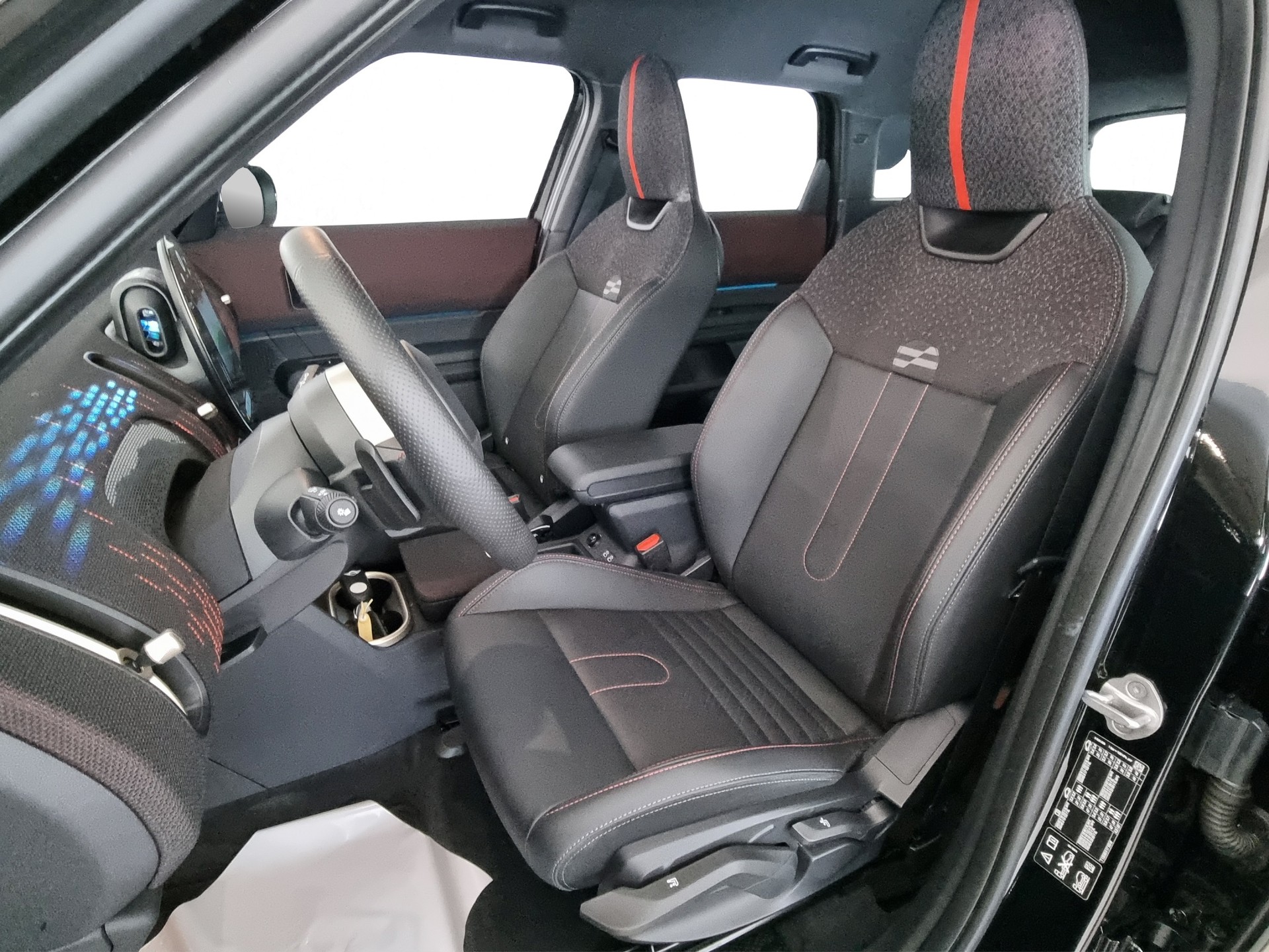 MINI Countryman 2.0 S ALL4-image-5