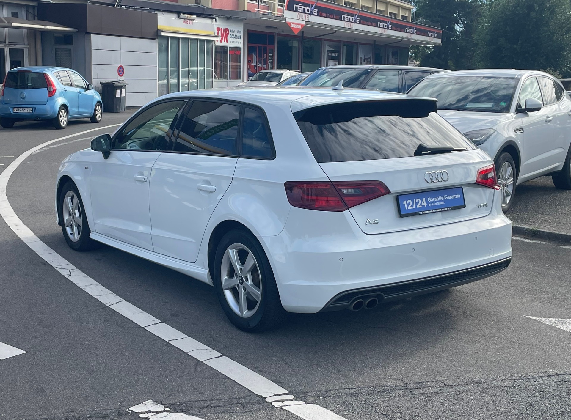 AUDI A3 Sportback 1.8 TFSI Ambition S-tronic-image-5