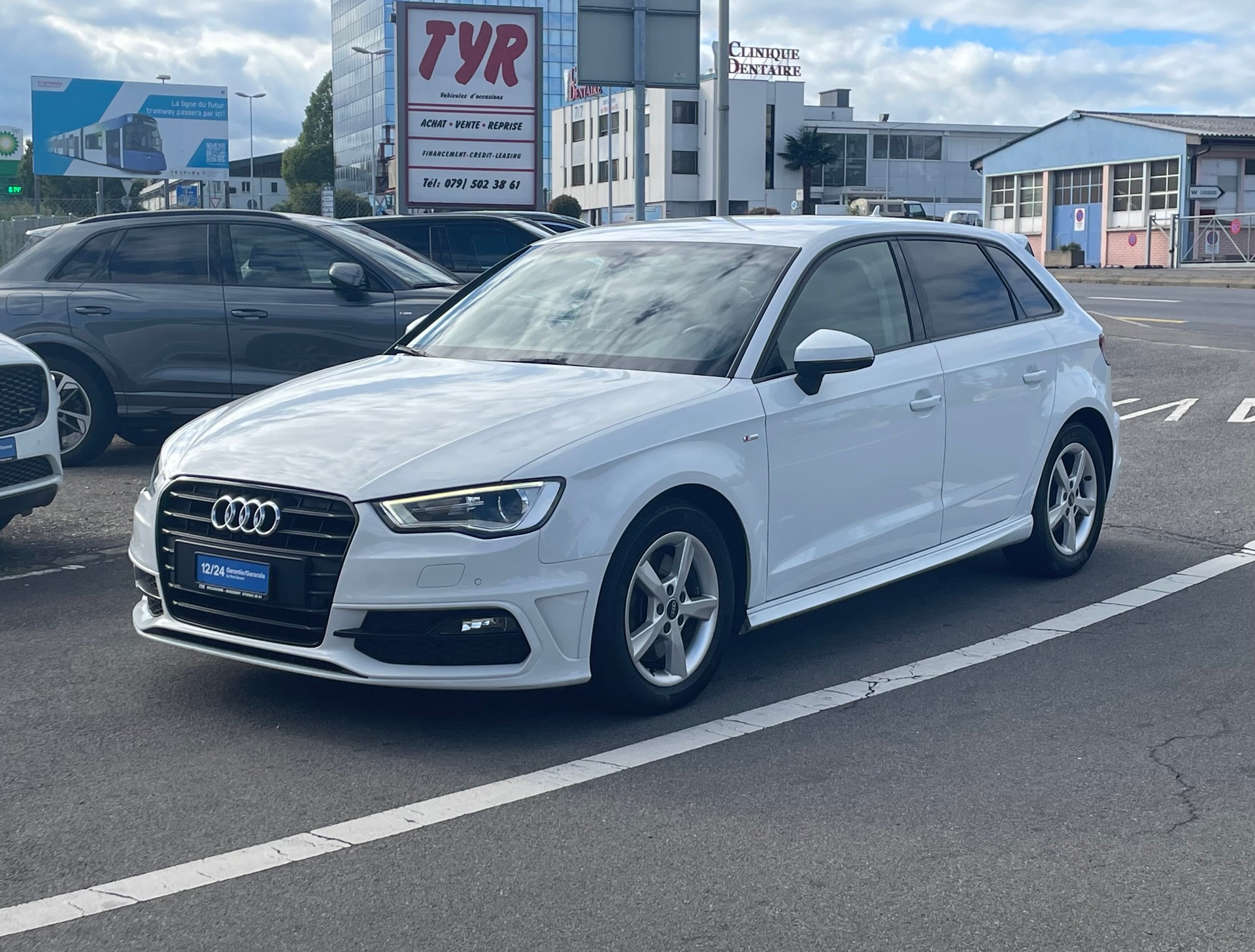 AUDI A3 Sportback 1.8 TFSI Ambition S-tronic-image-0