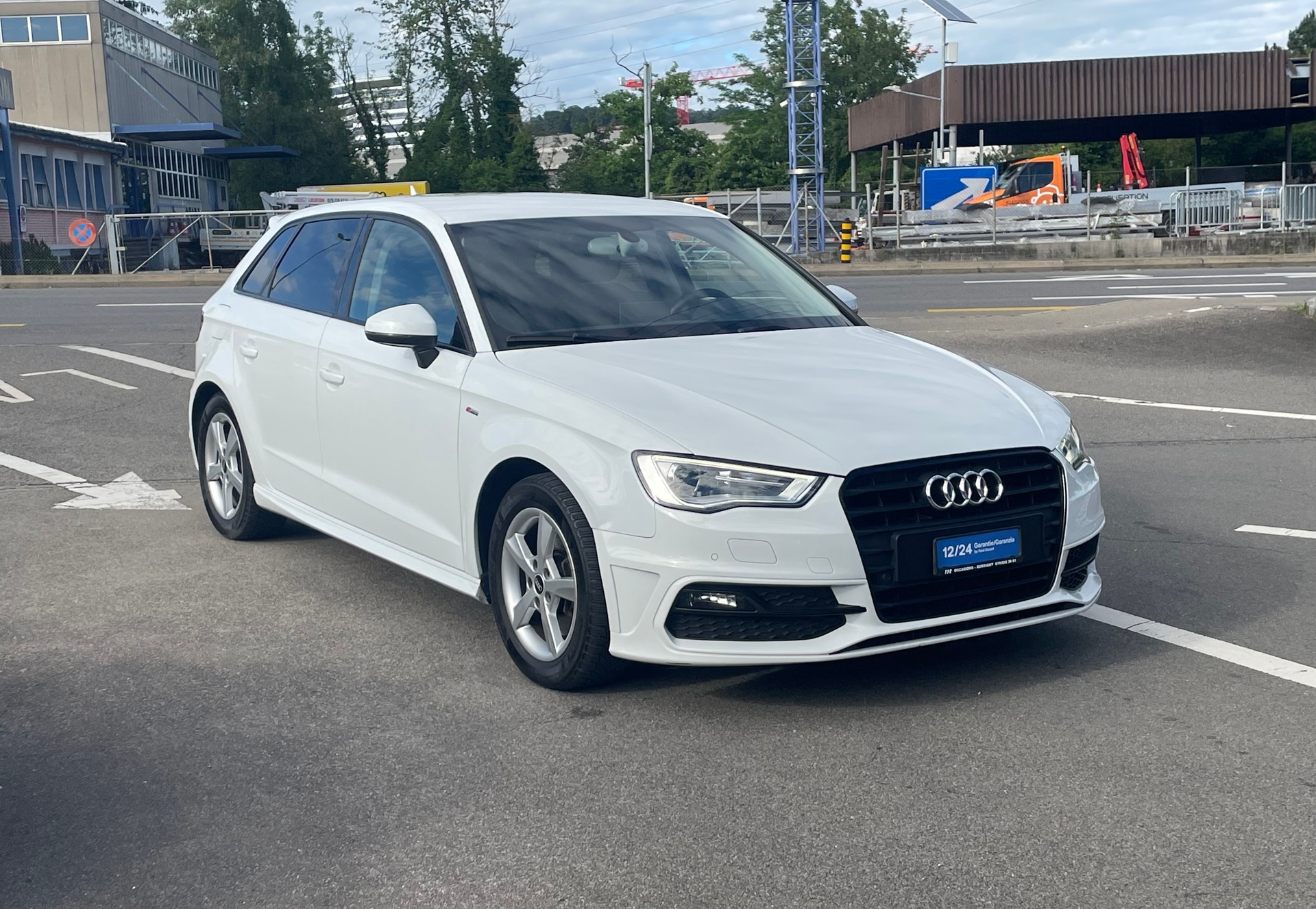 AUDI A3 Sportback 1.8 TFSI Ambition S-tronic-image-2