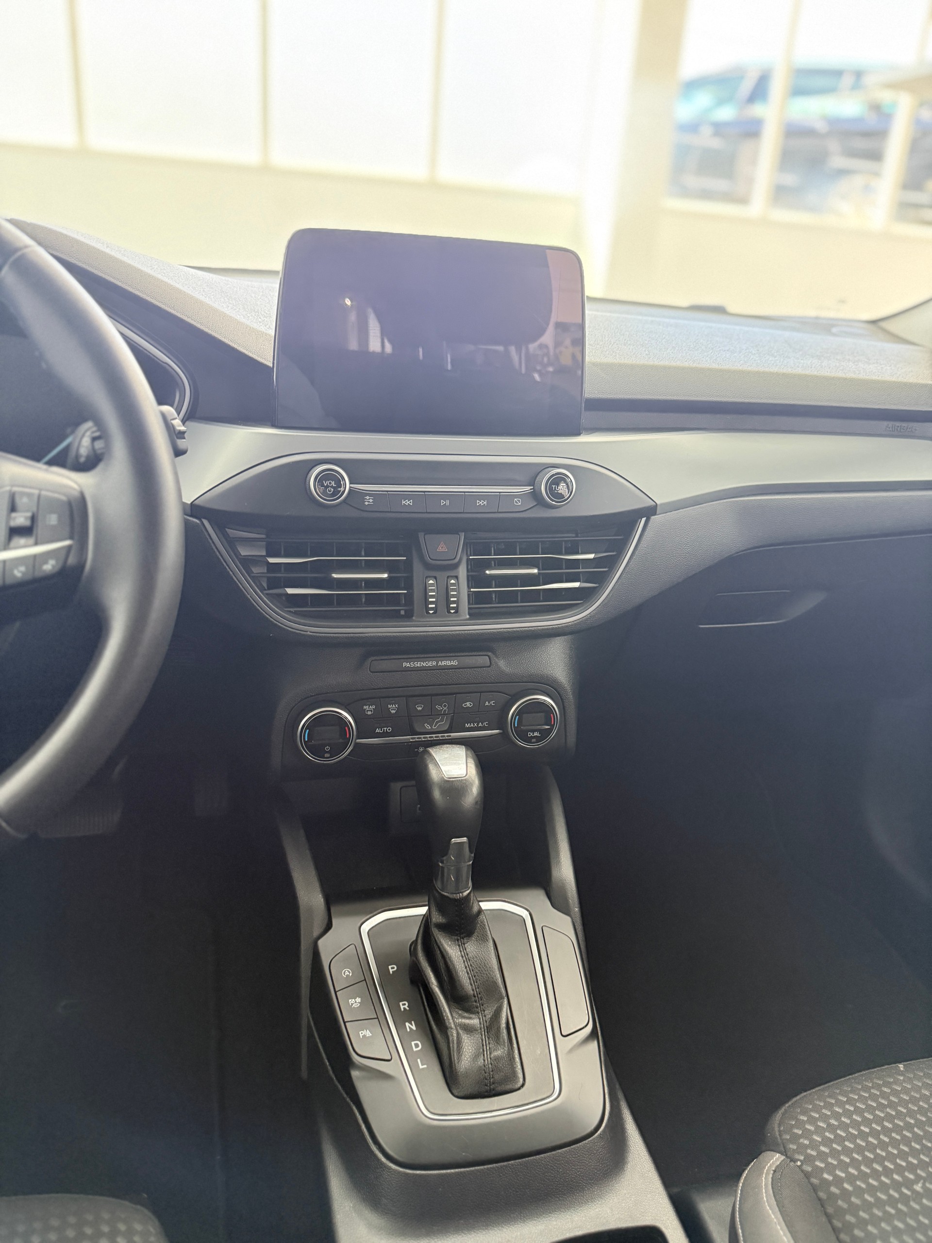 FORD Focus 1.0 MHEV Cool Connect Automat-image-10