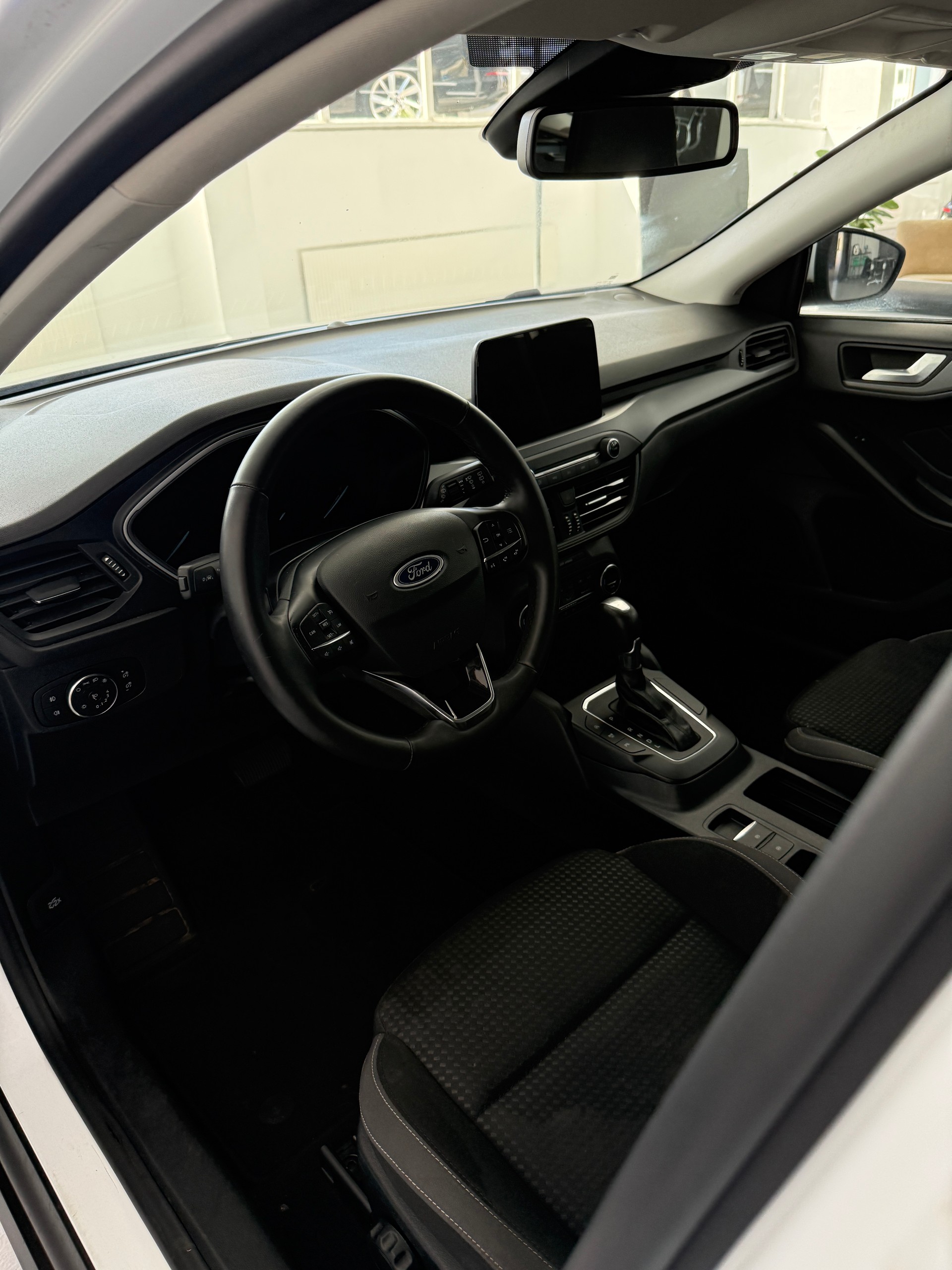 FORD Focus 1.0 MHEV Cool Connect Automat-image-6