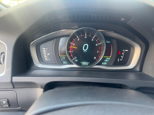 VOLVO V60 T6 AWD R-Design Geartronic-image-9