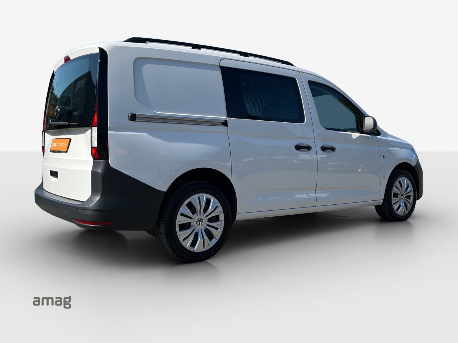 VW Caddy Cargo 2.0TDI Maxi 4Motion-image-4