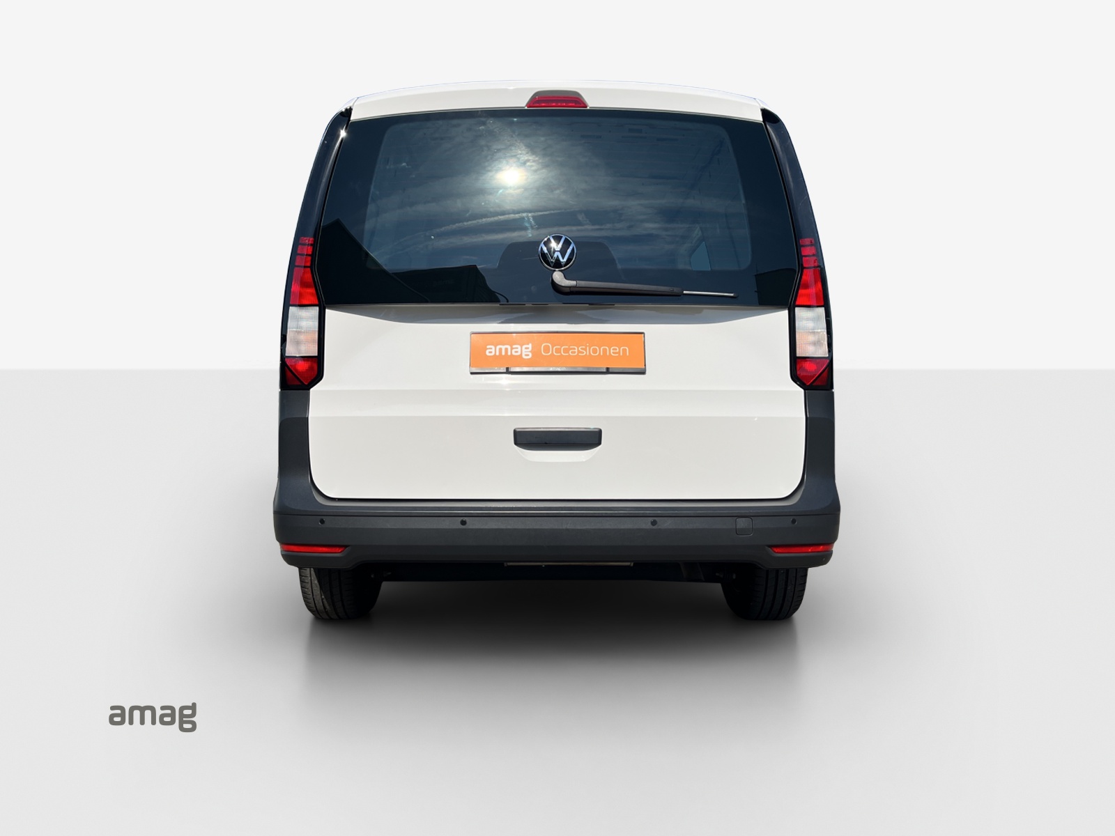 VW Caddy Cargo 2.0TDI Maxi 4Motion-image-3